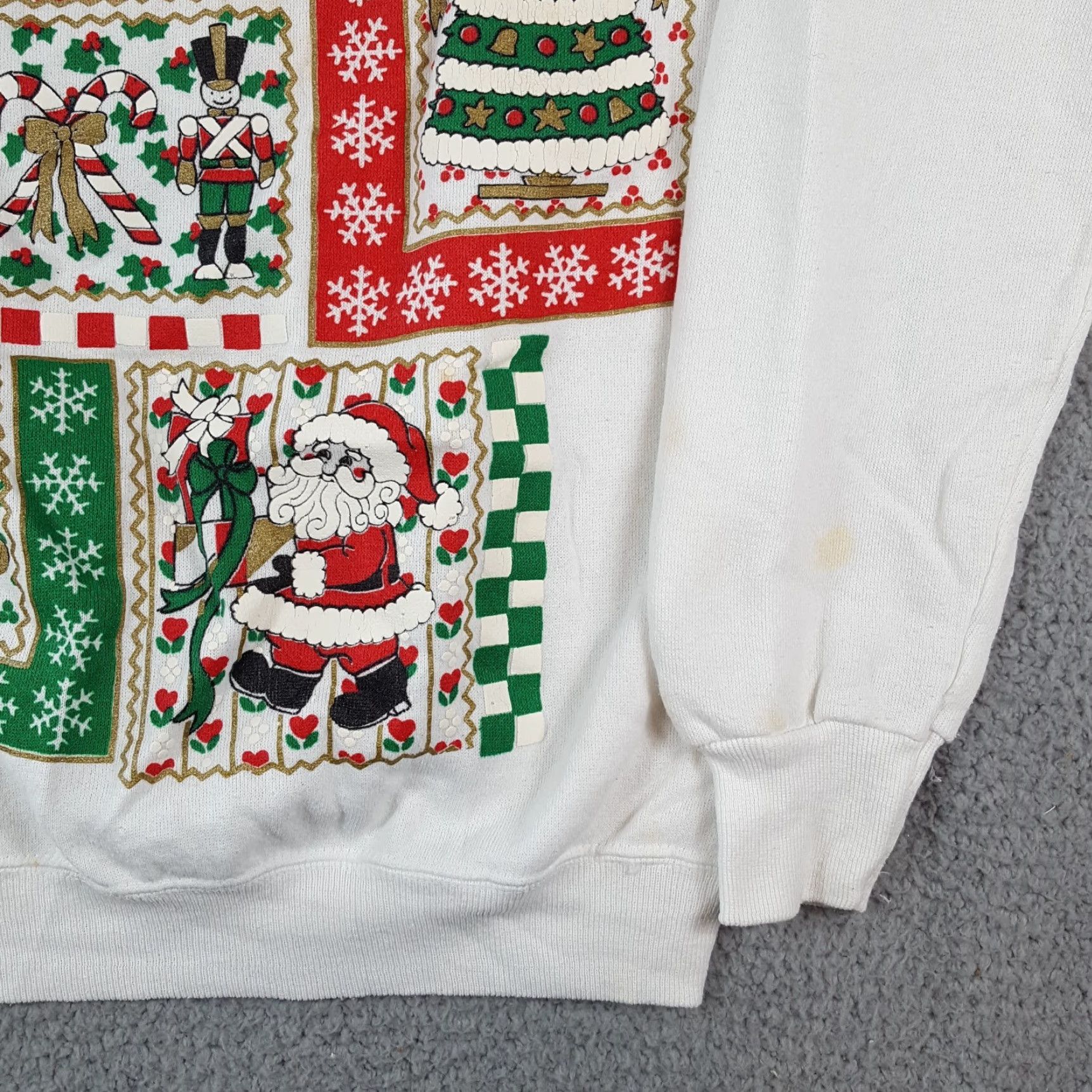 Hanes Vintage Christmas Tree Holiday Santa Size M Crewneck Sweatshirt 80s Pullover Size M / US 6-8 / IT 42-44 - 4 Thumbnail