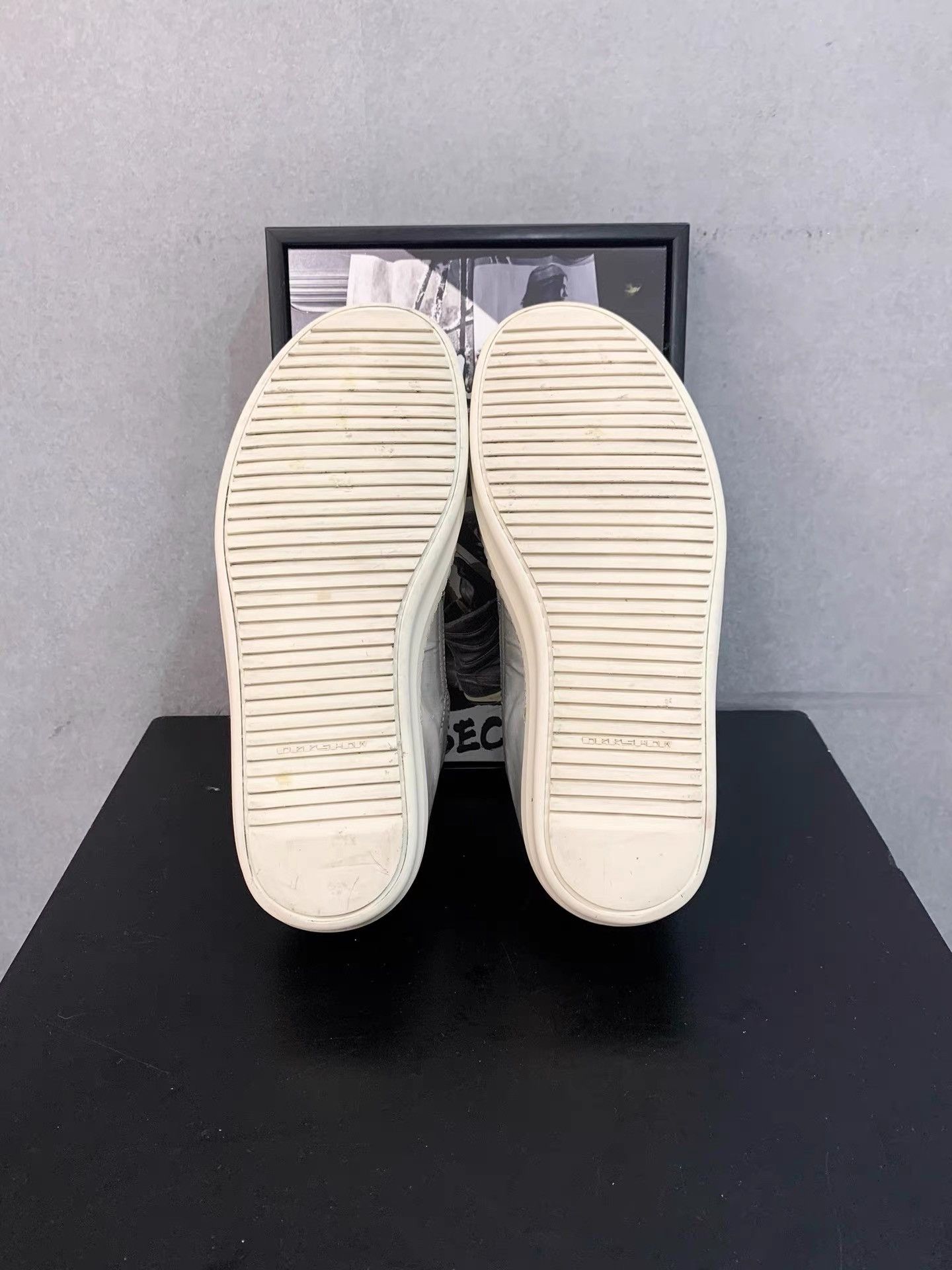 Rick Owens Rick Owens Silver Slip-On Shoes K34 Size US 7 / EU 40 - 8 Thumbnail
