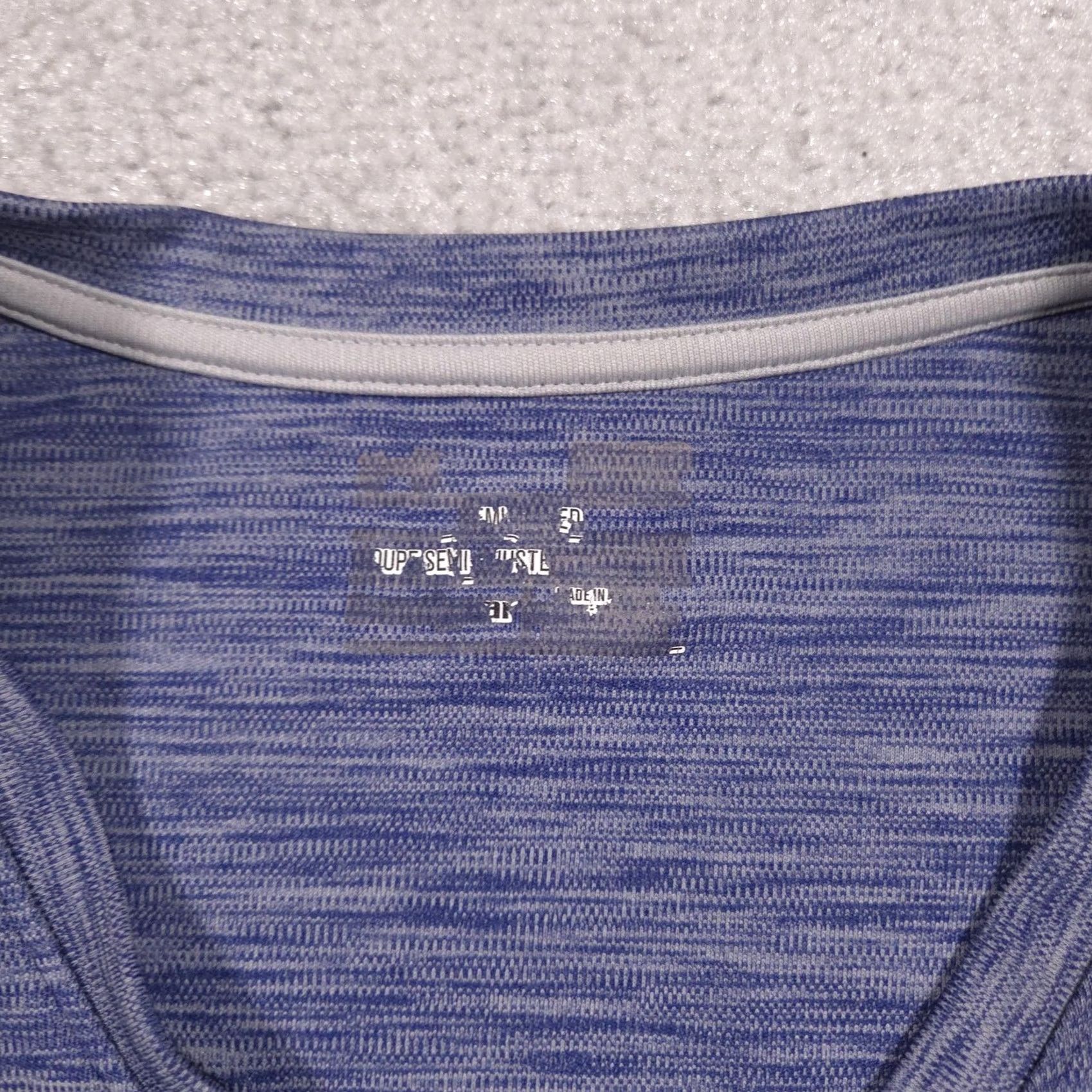 Under Armour Under Armour Shirt Womens Small Blue V Neck Short Sleeve Athletic Top Running & Gym Training Size S / US 4 / IT 40 - 4 Thumbnail