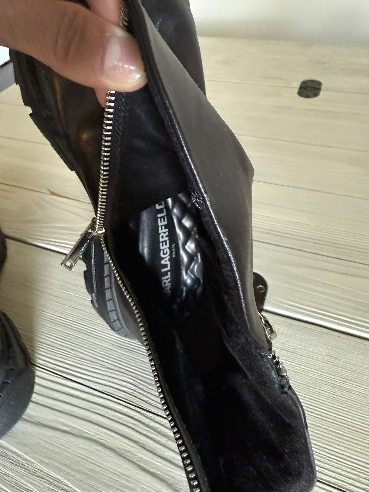 Karl Lagerfeld Karl Lagerfeld Black Leather Side-Zip Boots Size US 10.5 / EU 43-44 - 5 Thumbnail