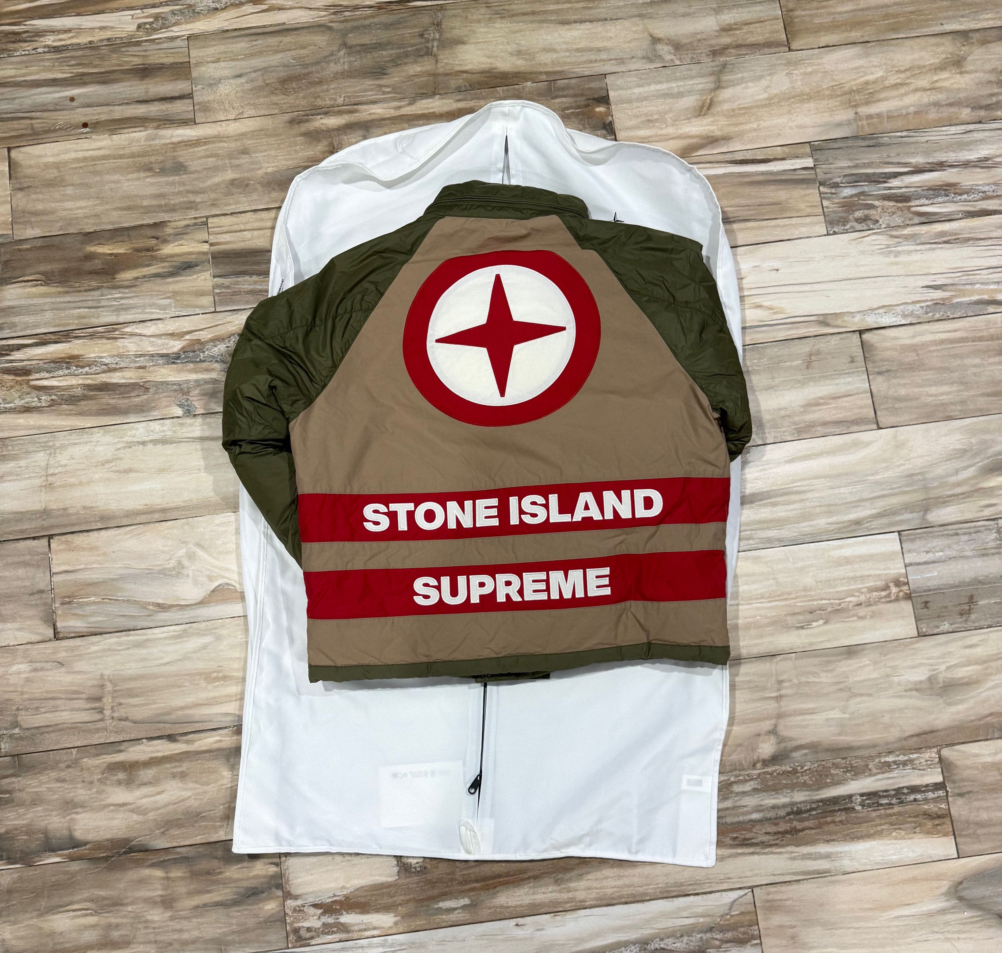 Stone Island × Supreme Stone Island x Supreme FW23 Reversible Down in Olive Green M Size US M / EU 48-50 / 2 - 2 Thumbnail