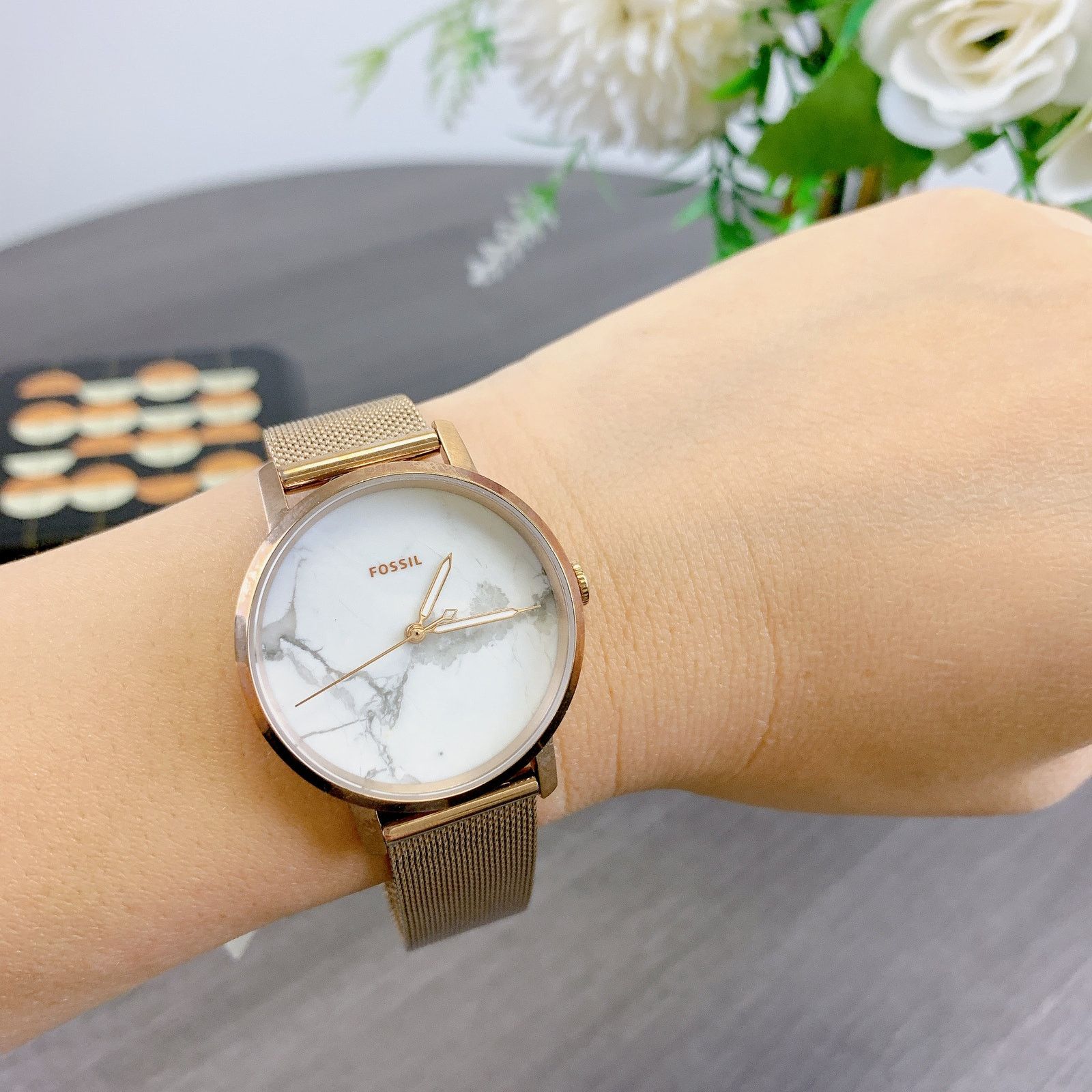 Fossil Fossil ES4404 Neely White Marble Stainless Steel Mesh Watch Size ONE SIZE - 1 Thumbnail