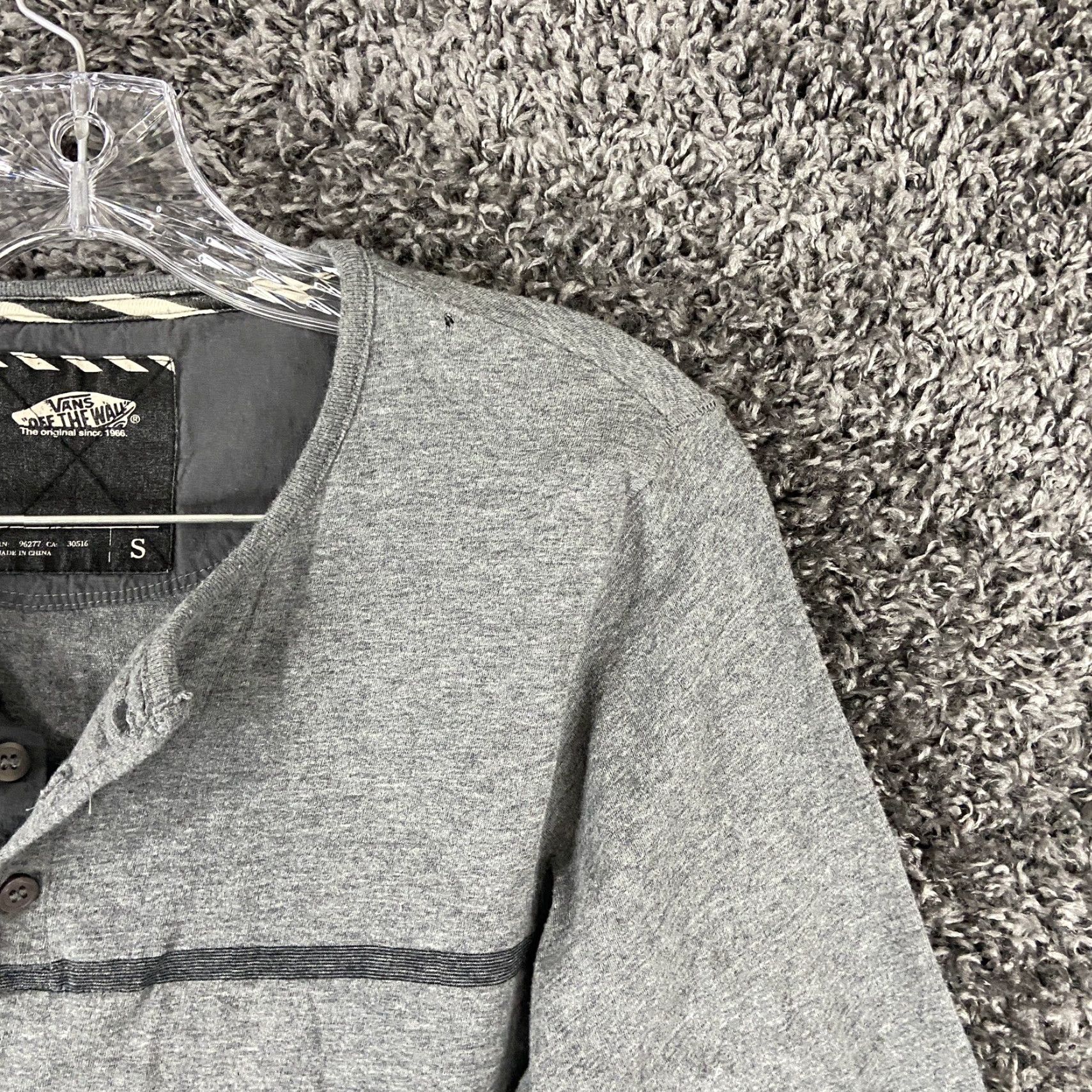 Vans Vans T-Shirt Gray Striped Men’s S Long Sleeve Shirt Size US S / EU 44-46 / 1 - 4 Thumbnail