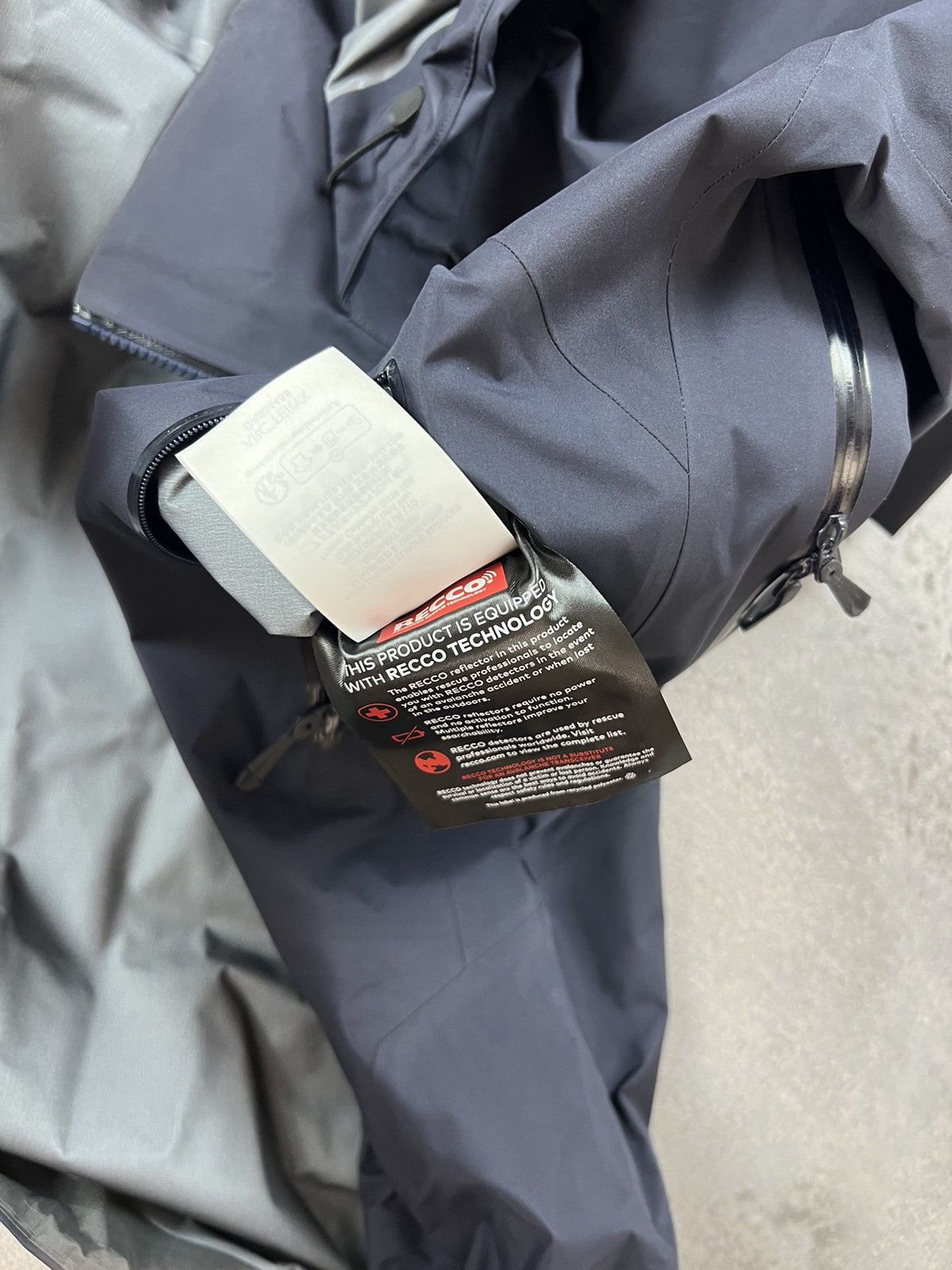 Arc'teryx Arc’teryx Beta AR jacket Size US L / EU 52-54 / 3 - 12 Thumbnail