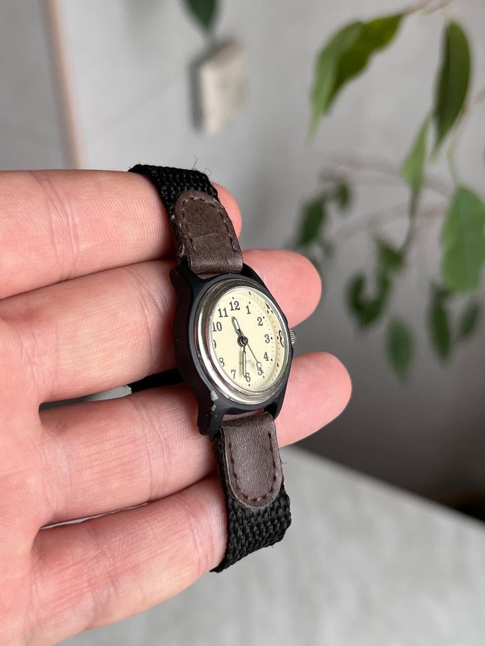 Japanese Brand × Vintage Vintage Japanese style futuristic Watch y2k Japan watch Size ONE SIZE - 2 Thumbnail