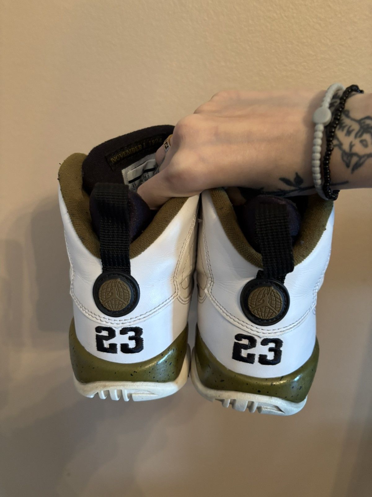 Jordan Brand Air Jordan 9 Retro BG 'Statue' Size US 6 / EU 39 - 4 Thumbnail