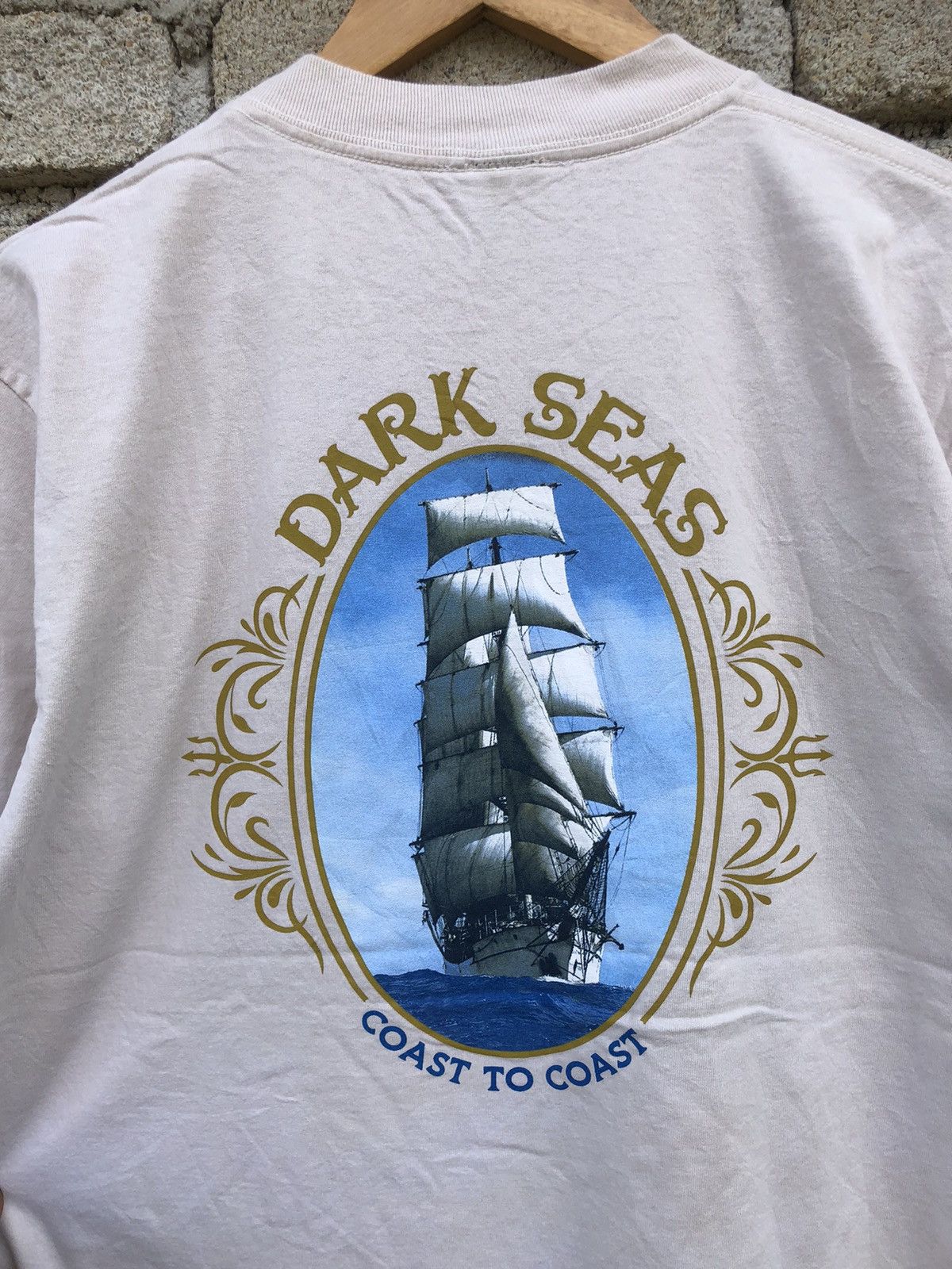 Dark Seas Division Vintage Y2K Dark Seas Division Streetwear Backhit Tshirt Size US M / EU 48-50 / 2 - 4 Thumbnail