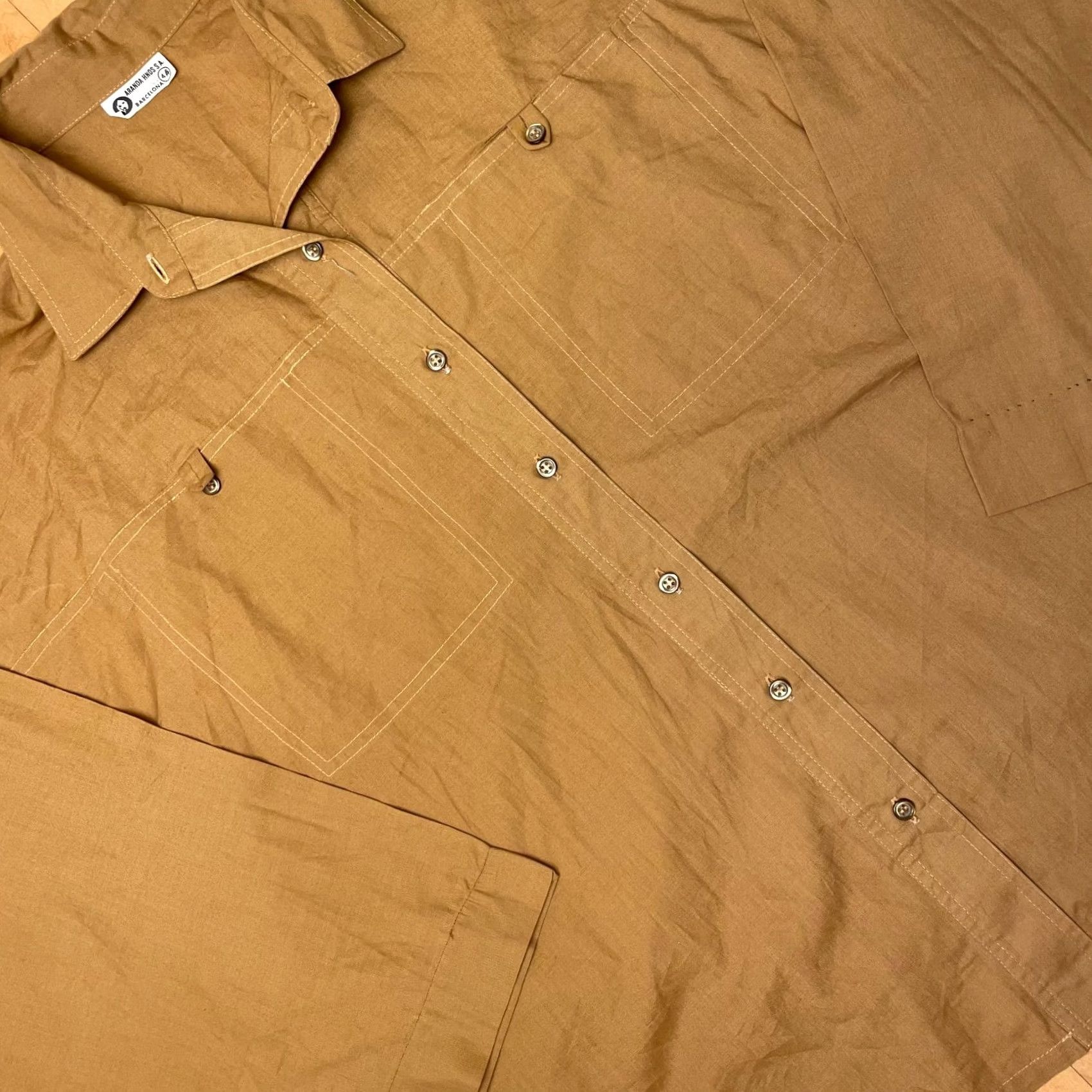 Vintage VINTAGE Brown XL Shirt Button Half Sleeve 1970s Work VTG Barcelona Made Size US XL / EU 56 / 4 - 4 Thumbnail