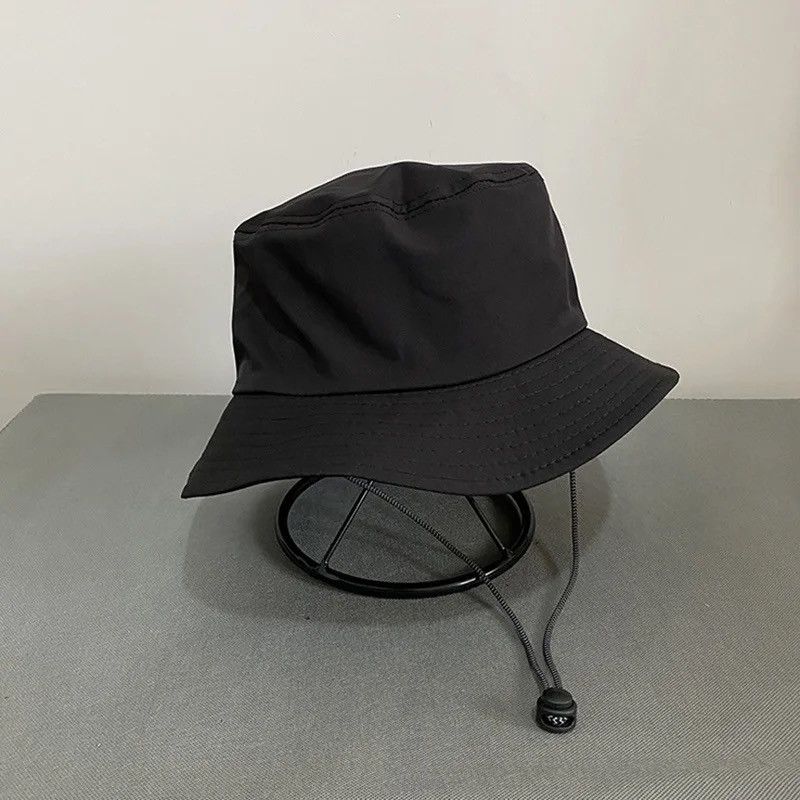 Japanese Brand Avant garde outdoor bucket hat cap Size ONE SIZE - 2 Thumbnail