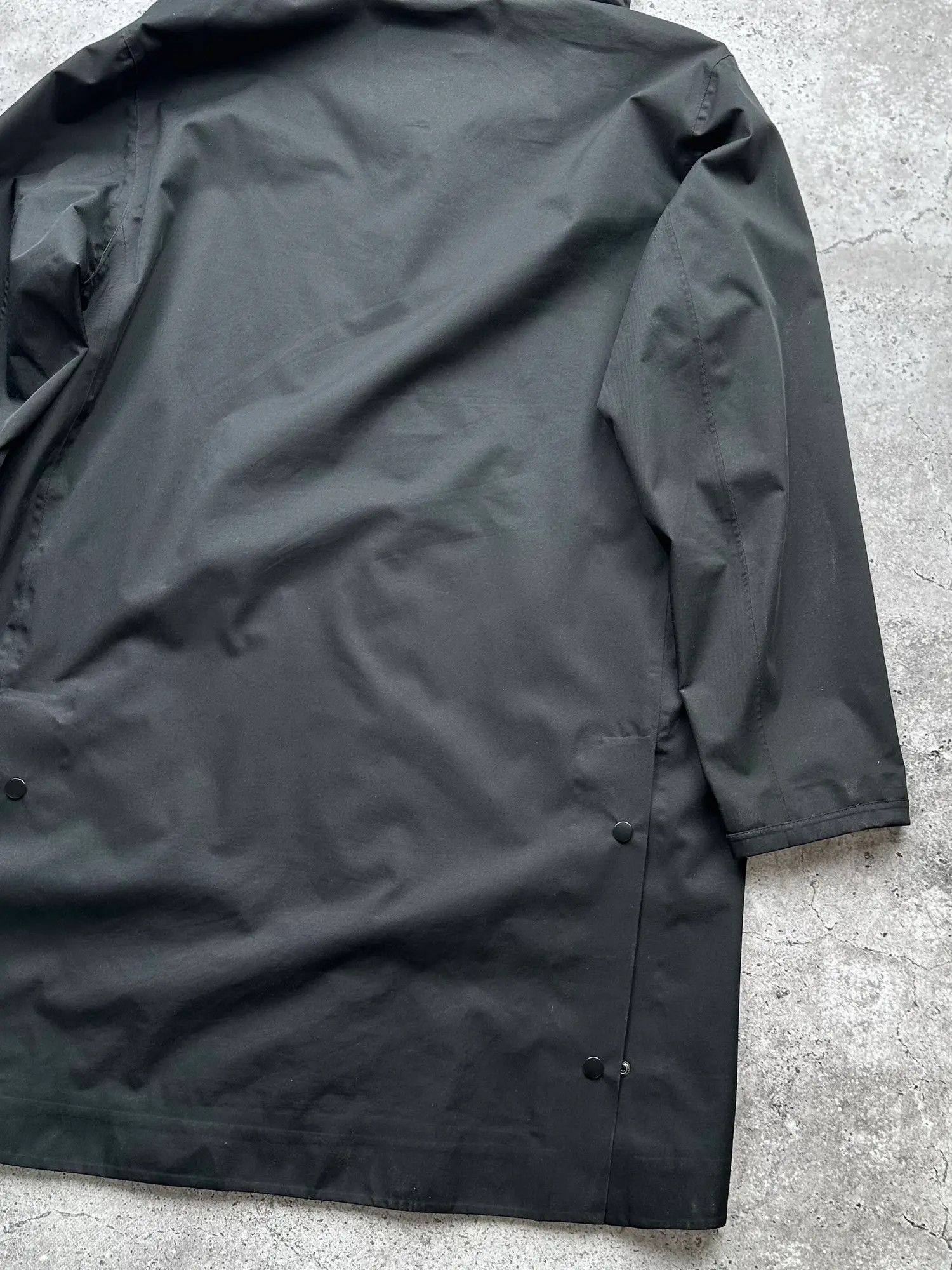 Japanese Brand Vintage Waterproof Coat C146(V117)E8 Size US M / EU 48-50 / 2 - 11 Thumbnail