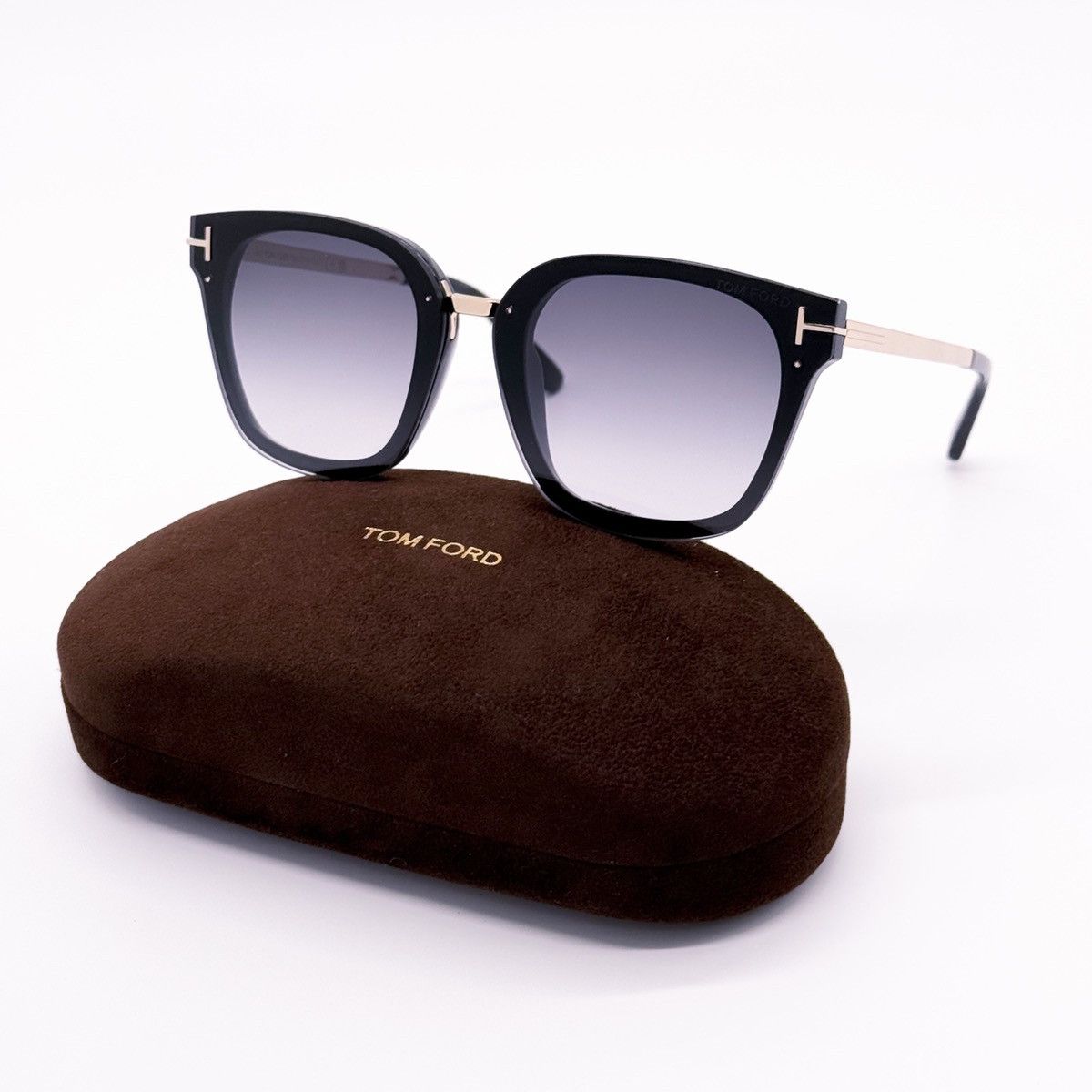 image of New Tom Ford Tf1014 01B Sunglasses Philippa-02 Ft1014/s in Black, Women's