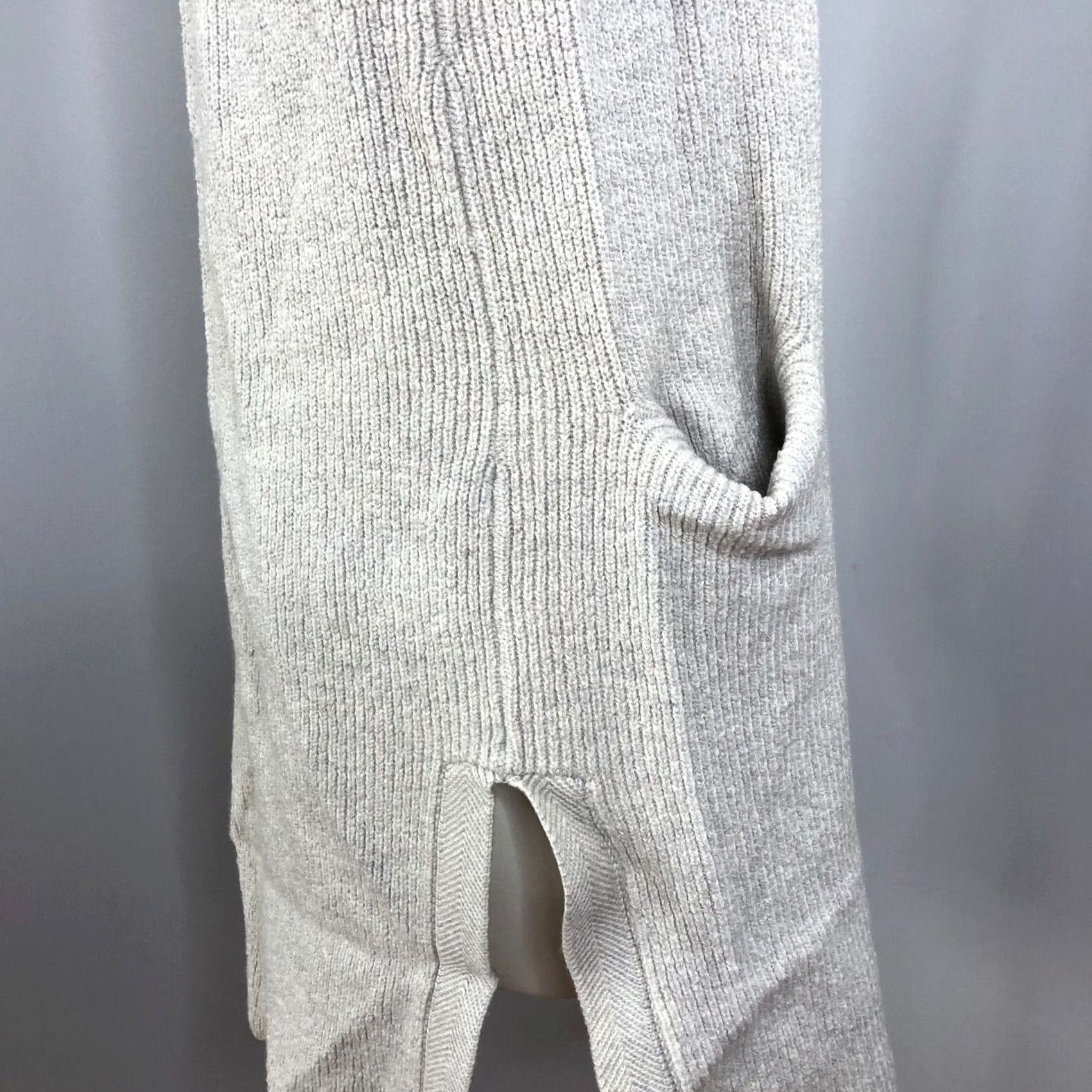 Vintage Wilfred Olivie Sleeveless Cardigan Womens Medium Sweater Light Gray CAM4-3472-49 Size M / US 6-8 / IT 42-44 - 5 Thumbnail