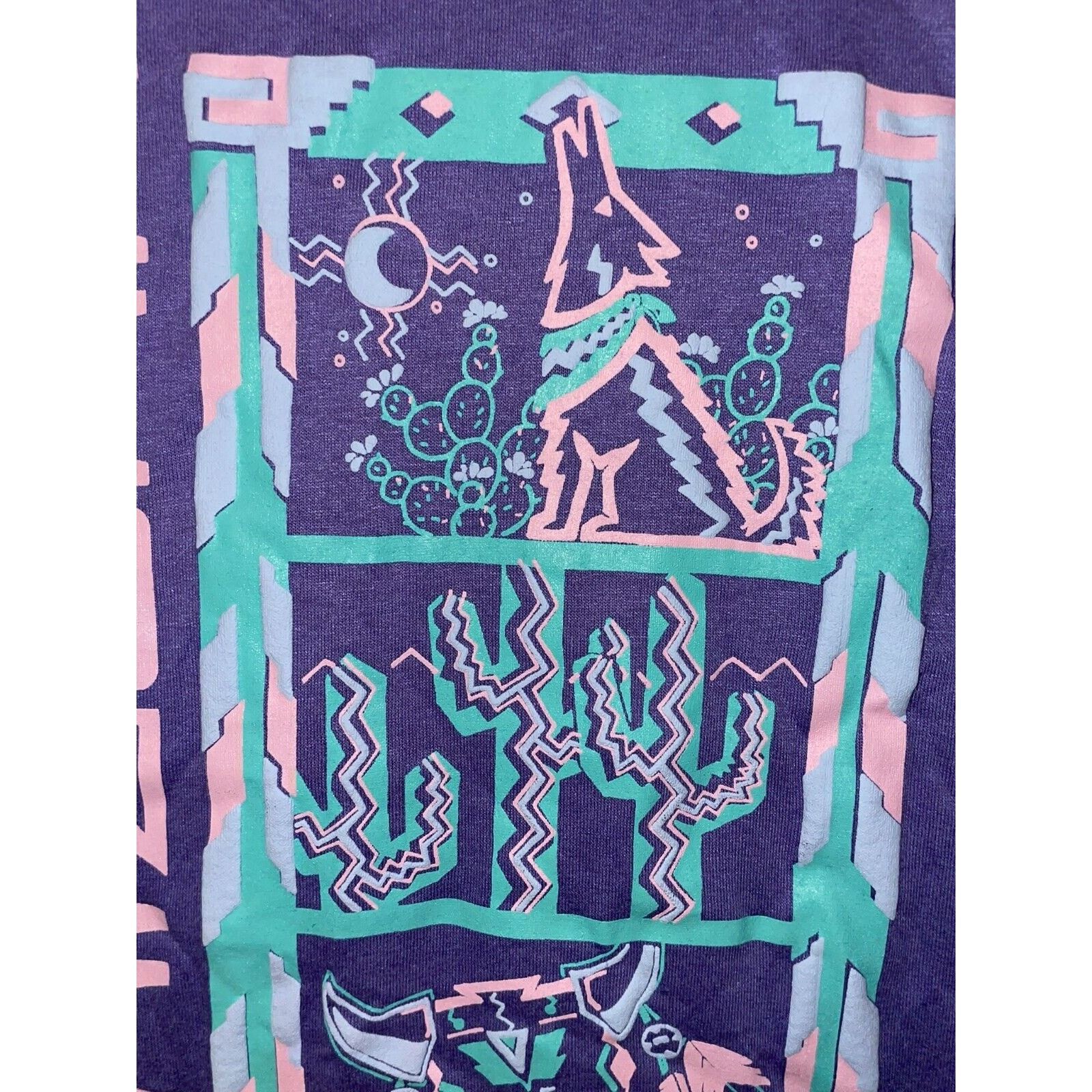Jerzees Vintage Arizona Art Shirt Coyote Cactus Tee Purple 80s 1980s Size US M / EU 48-50 / 2 - 3 Thumbnail