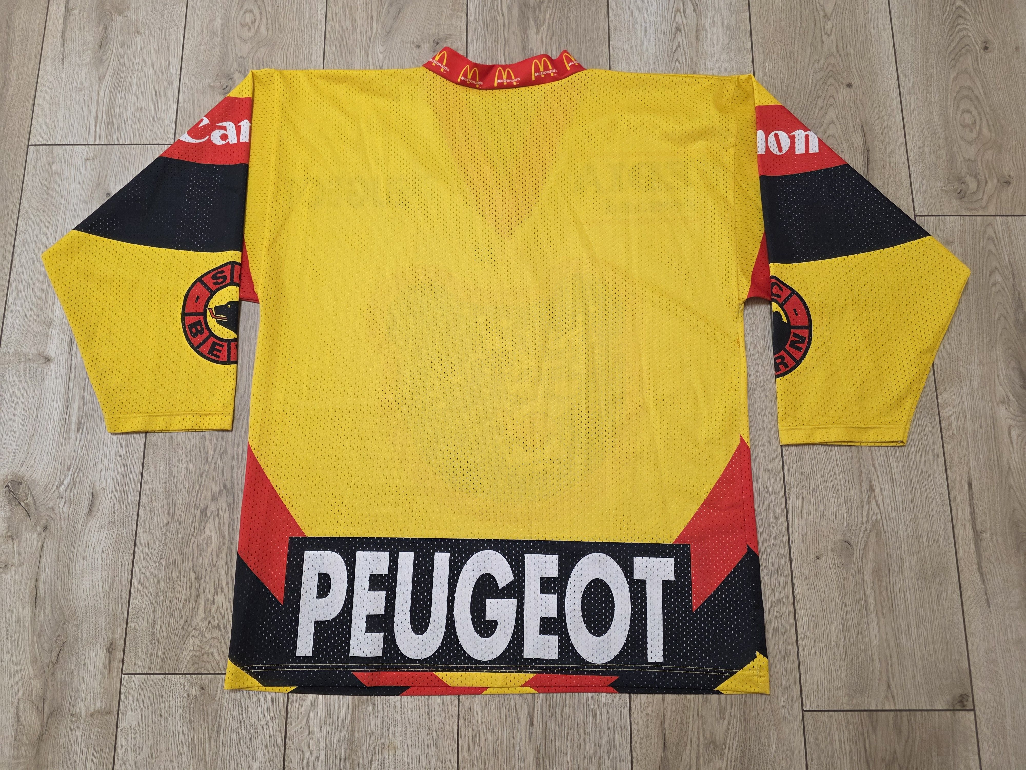 Vintage SC BERN HOCKEY JERSEY 90s BERN JERSEY SWITZERLAND ICE HOCKEY Size US L / EU 52-54 / 3 - 2 Thumbnail