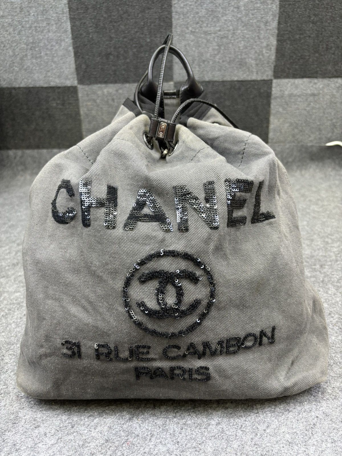 Chanel Chanel 31 Rue Cambon Paris Deauville Dark Grey Size ONE SIZE - 1 Thumbnail