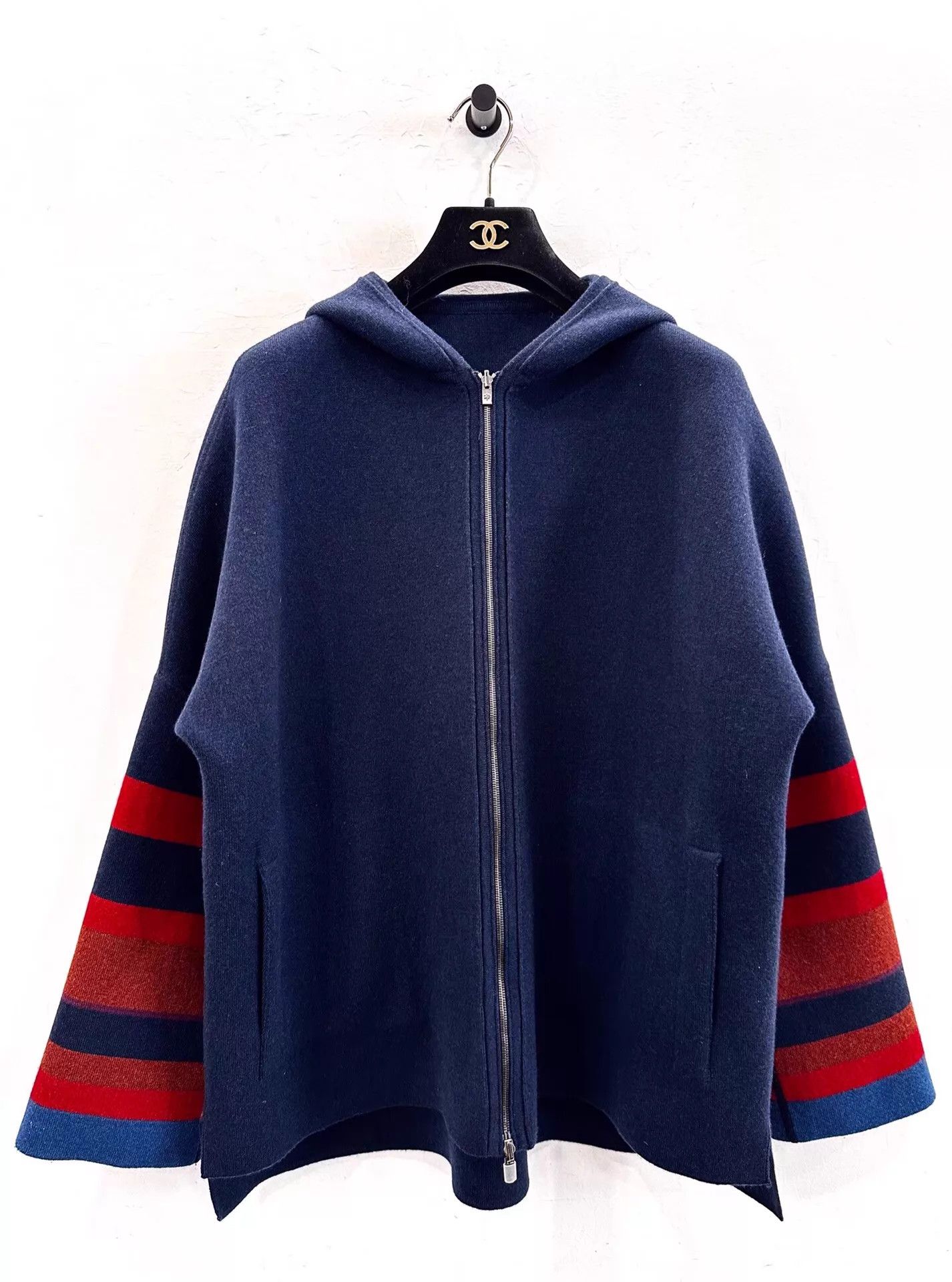 Loro Piana Loro Piana Women's Navy Colorblocked Stripe Logo Jacket Size S / US 4 / IT 40 - 1 Thumbnail
