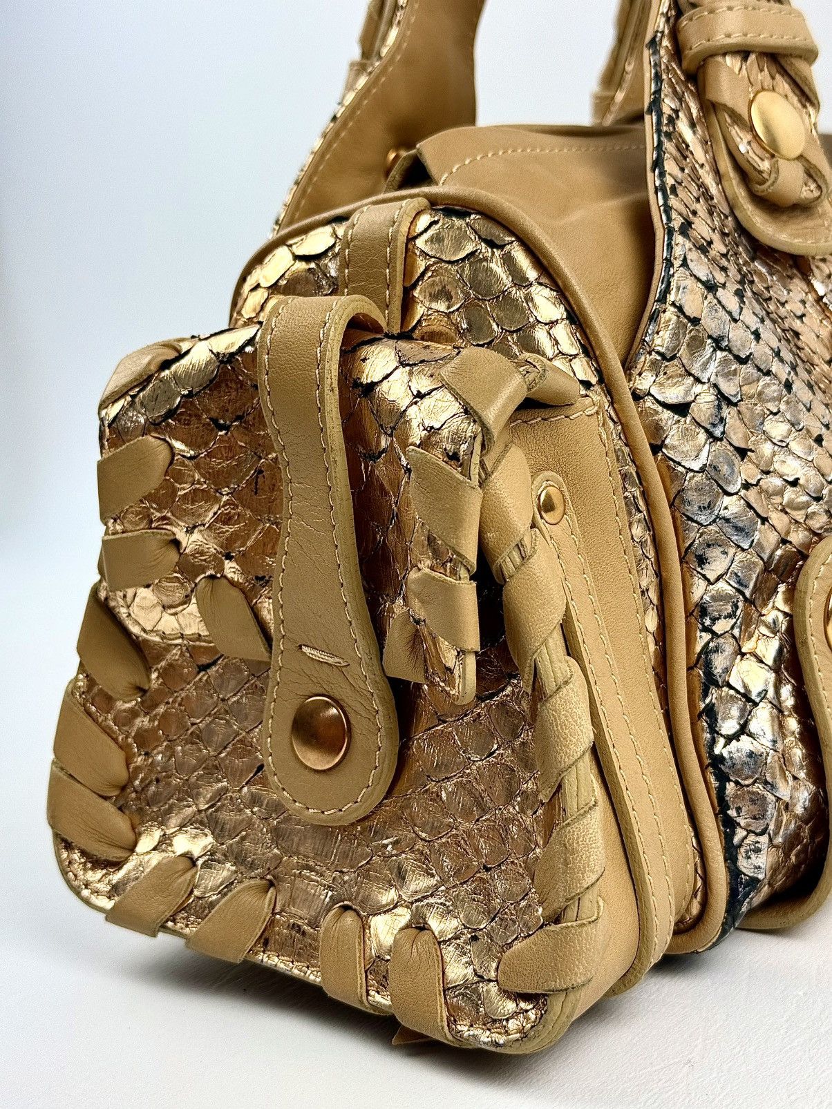 Chloe Chloe - Phoebe - 2004 - Magazine - Metallic Gold - Silverado Size ONE SIZE - 10 Thumbnail