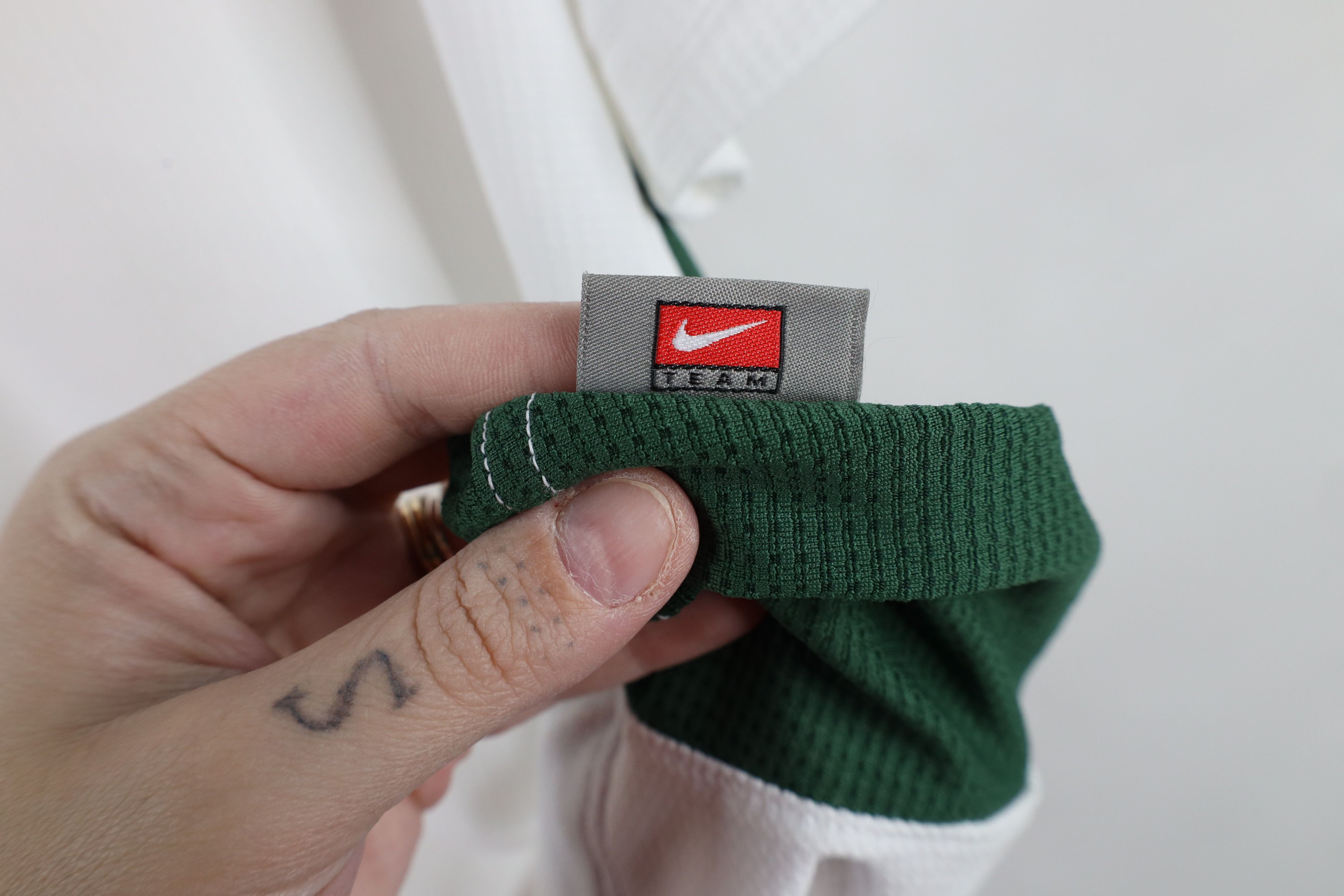 Nike × Vintage Vintage Nike Mini Swoosh University of Miami Hurricanes Polo Size XL / US 12-14 / IT 48-50 - 10 Thumbnail