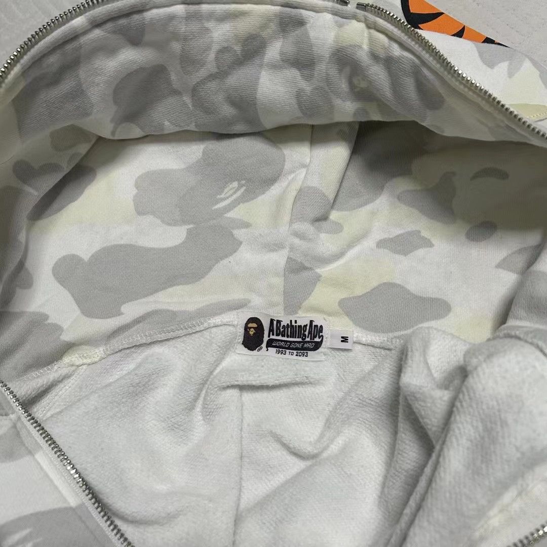 Bape LUMINOUS SHARK FULL ZIP HOODIE Size US M / EU 48-50 / 2 - 6 Thumbnail
