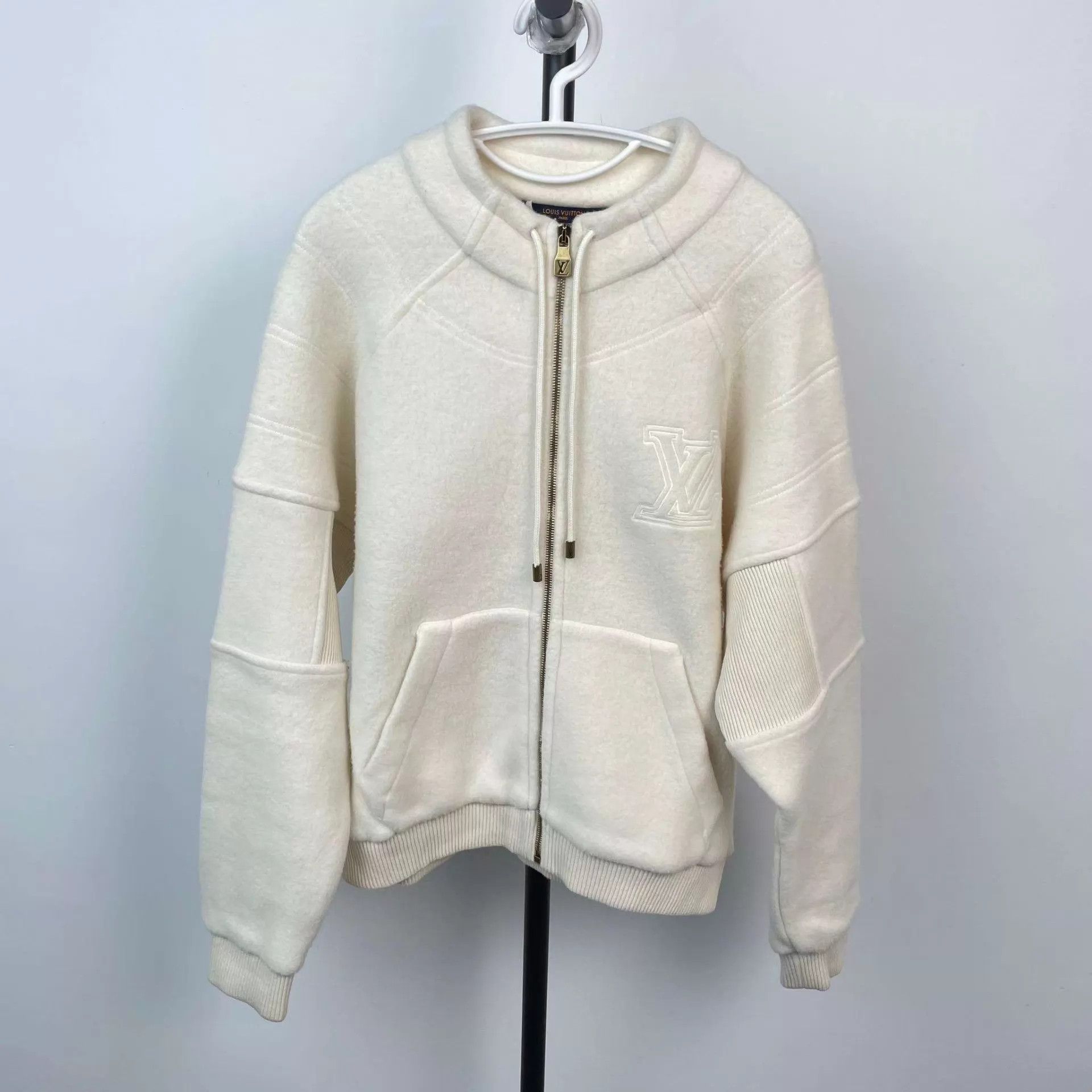 Louis Vuitton LV Cashmere Coat White S Size US S / EU 44-46 / 1 - 1 Thumbnail