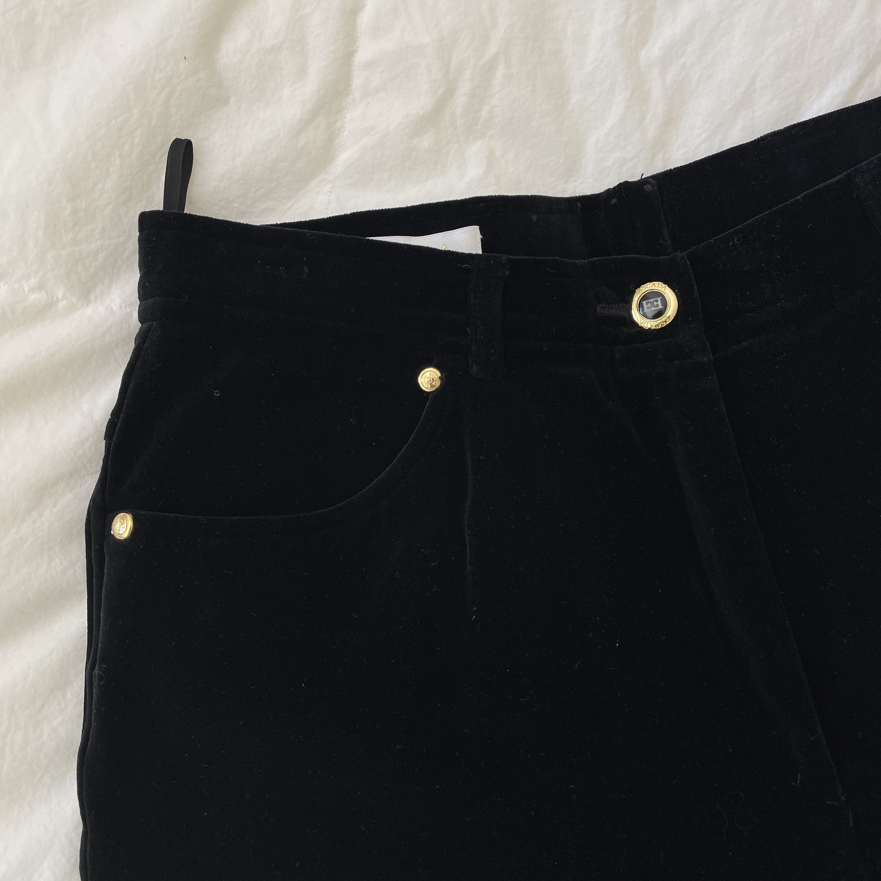 Escada × Vintage Runway Fall Winter 1983 Escada black velvet pants Size 28" / US 6 / IT 42 - 6 Thumbnail