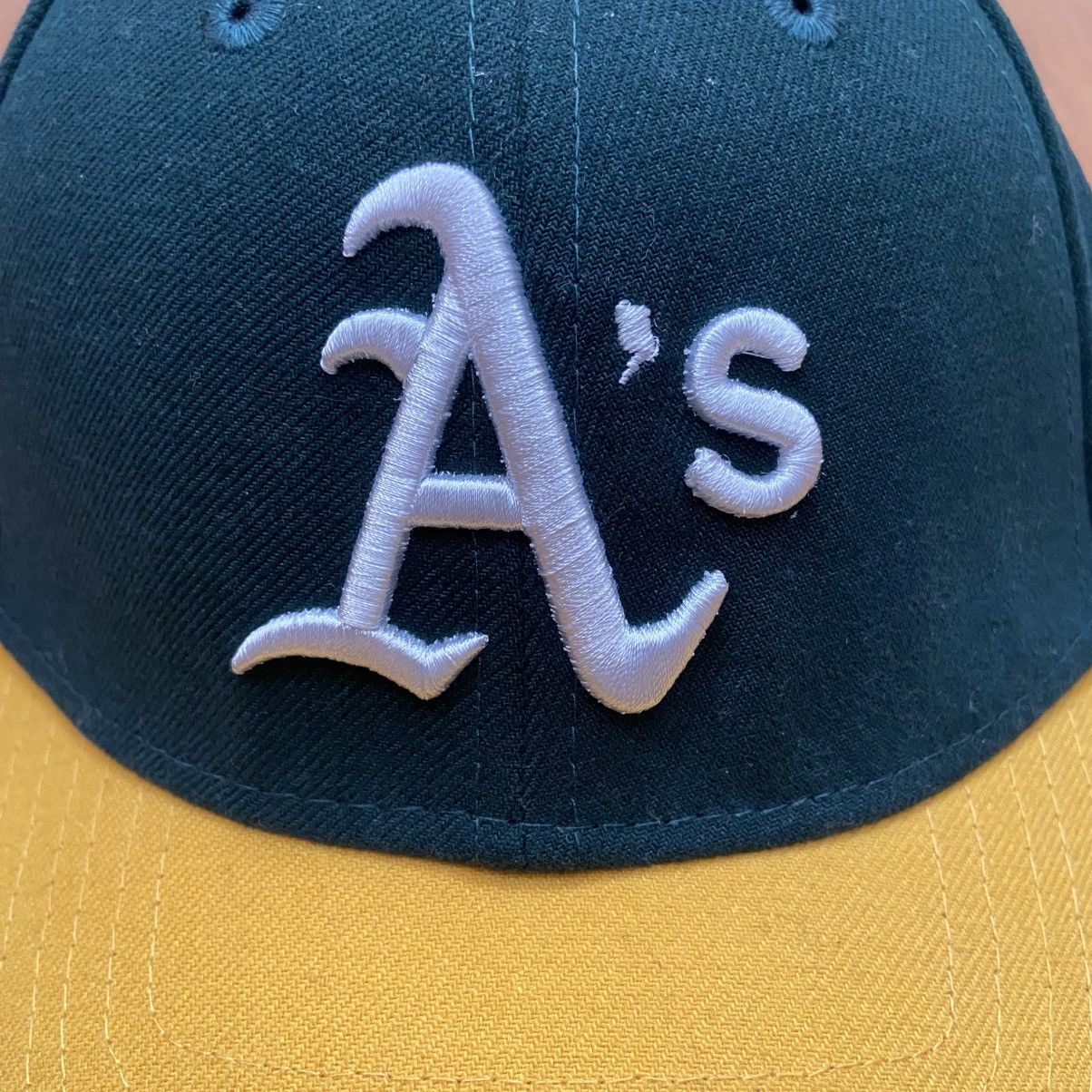 MLB × New Era New Era MLB Oakland Athletics A’s Logo Adjustable Hat Size ONE SIZE - 9 Thumbnail