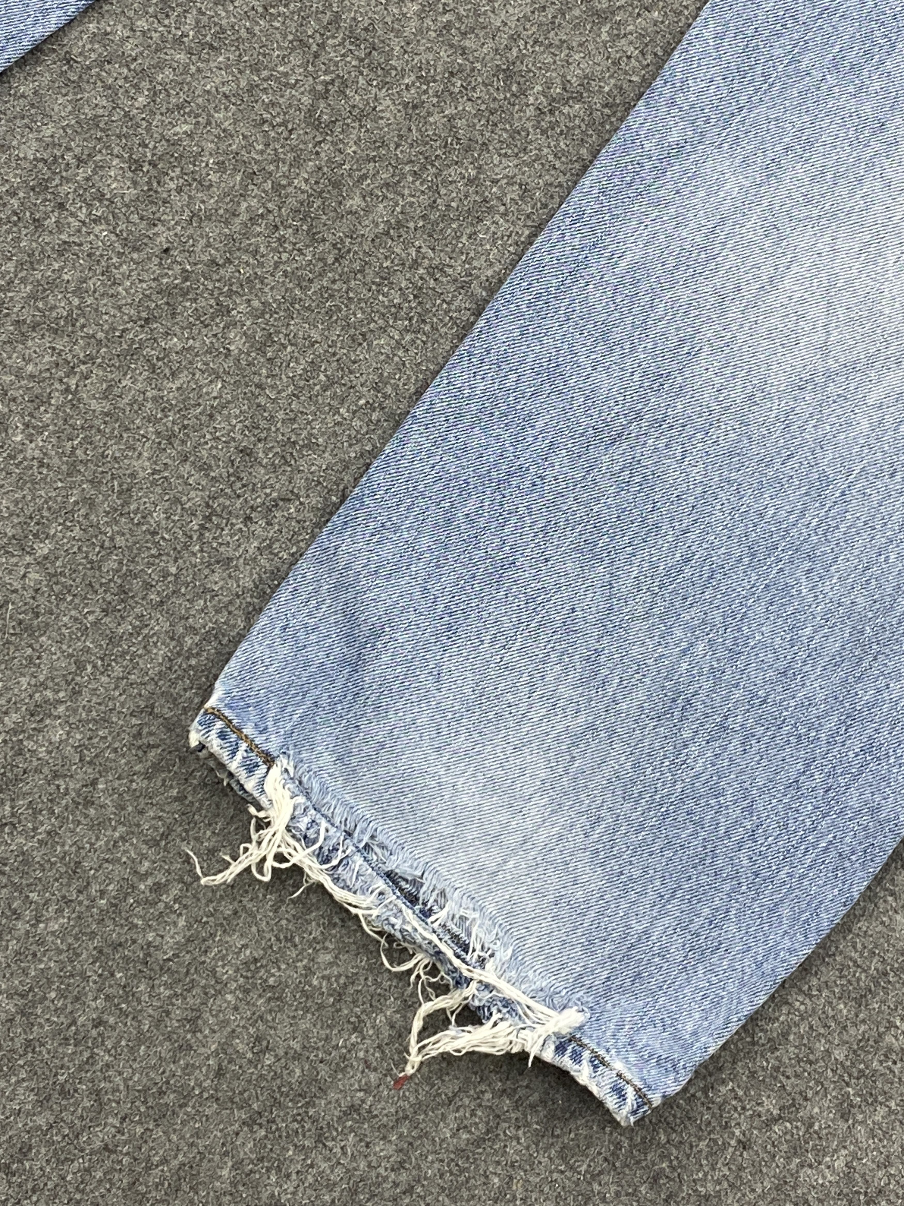 Levi's Light Blue Vintage Levis 505 Jeans DP2702 Size US 37 - 18 Thumbnail