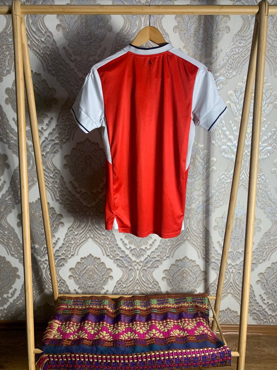 Puma VINTAGE PUMA FC ARSENAL LONDON ENGLAND SOCCER JERSEY RETRO Size US S / EU 44-46 / 1 - 8 Thumbnail
