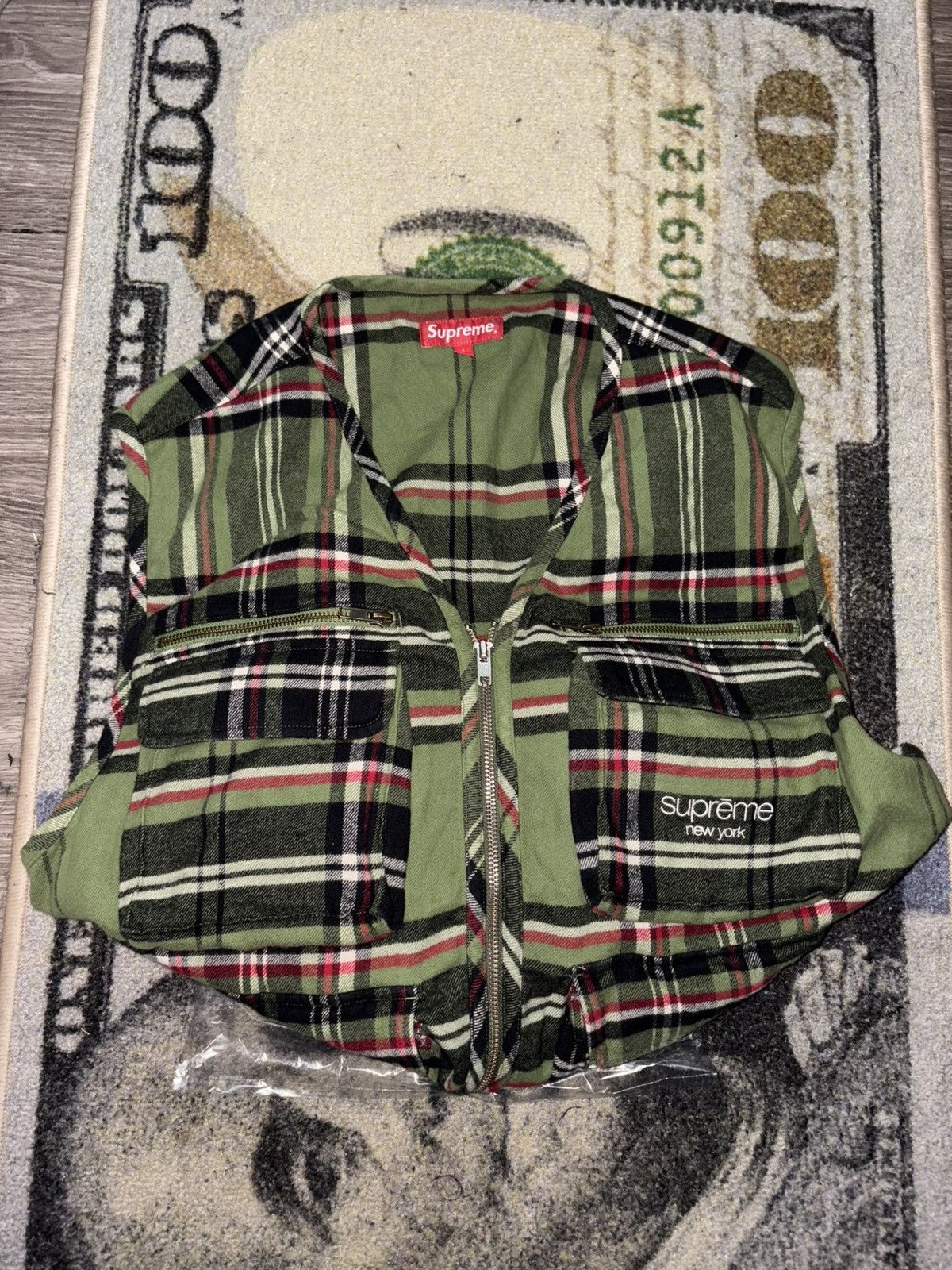 Supreme Supreme Tartan Flannel Cargo Vest Green Size US L / EU 52-54 / 3 - 2 Thumbnail
