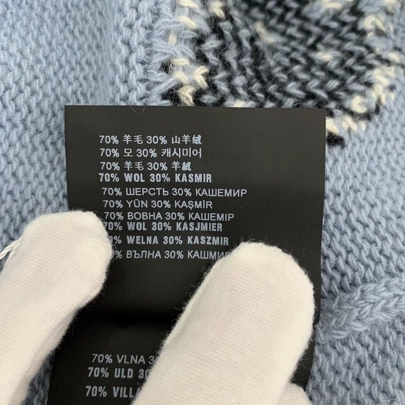 Prada Prada Blue rabbit pattern inlaid wool knitted sweater 2501- Size US XXS / EU 40 - 8 Thumbnail