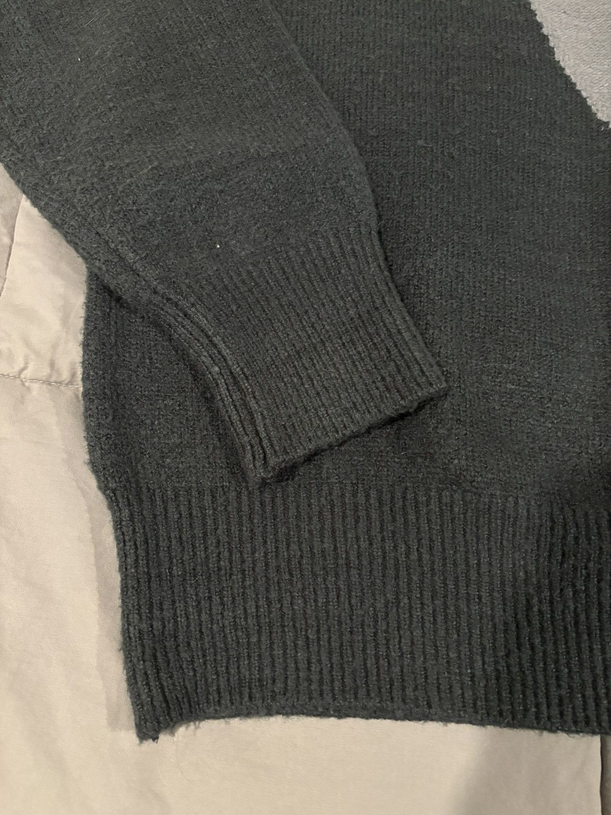 Olive Taiji Knit Size US M / EU 48-50 / 2 - 4 Thumbnail