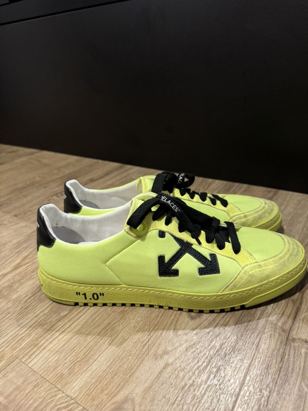 Off-White Fluo Yellow Offwhite 1.0 Size US 10 / EU 43 - 6 Thumbnail