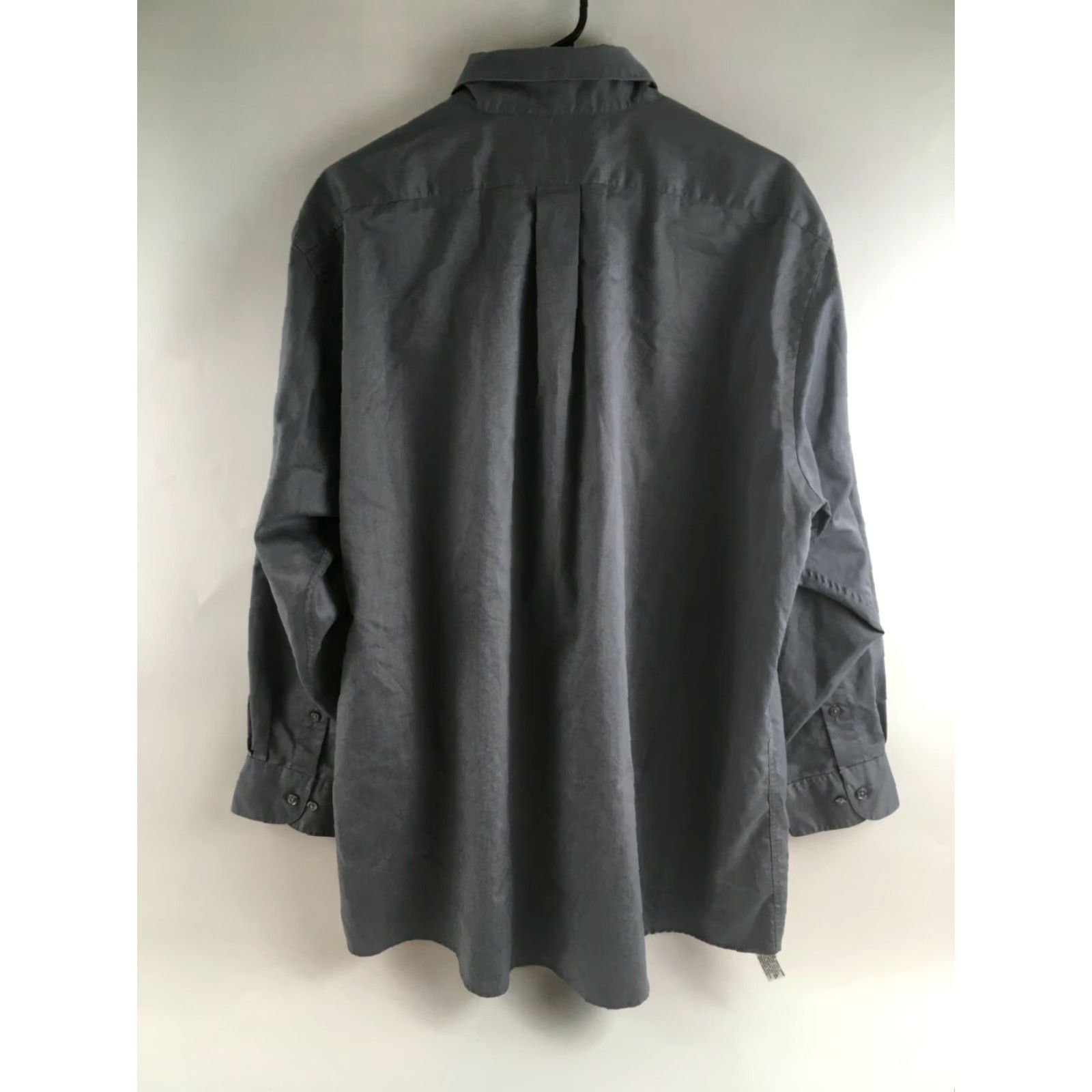 Van Heusen Van Heusen Shirt Men’s Size XL Gray Solid Button-Down Long Sleeve Side Pocket Size US XL / EU 56 / 4 - 2 Thumbnail