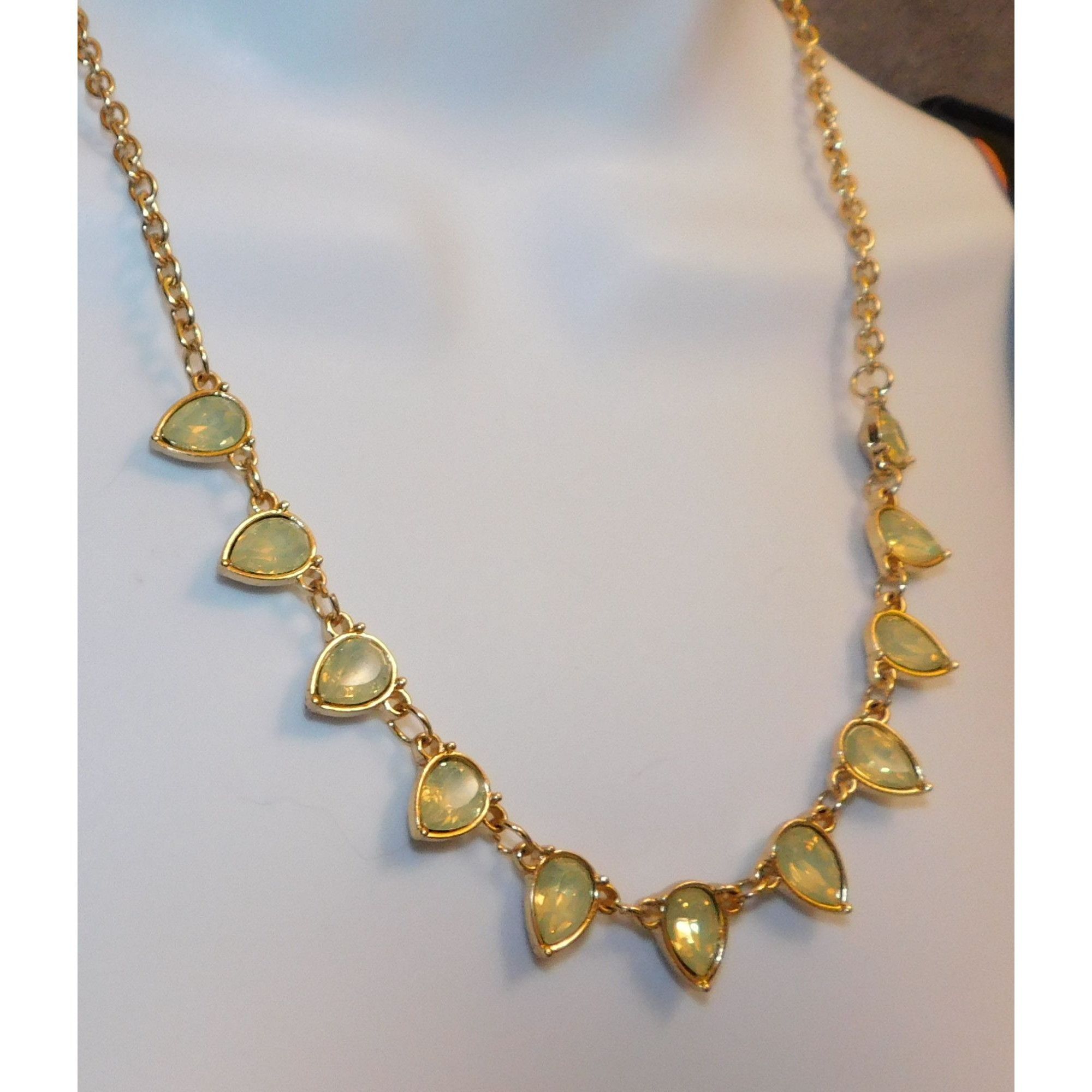 Other Green And Gold Teardrop Necklace Size ONE SIZE - 5 Thumbnail