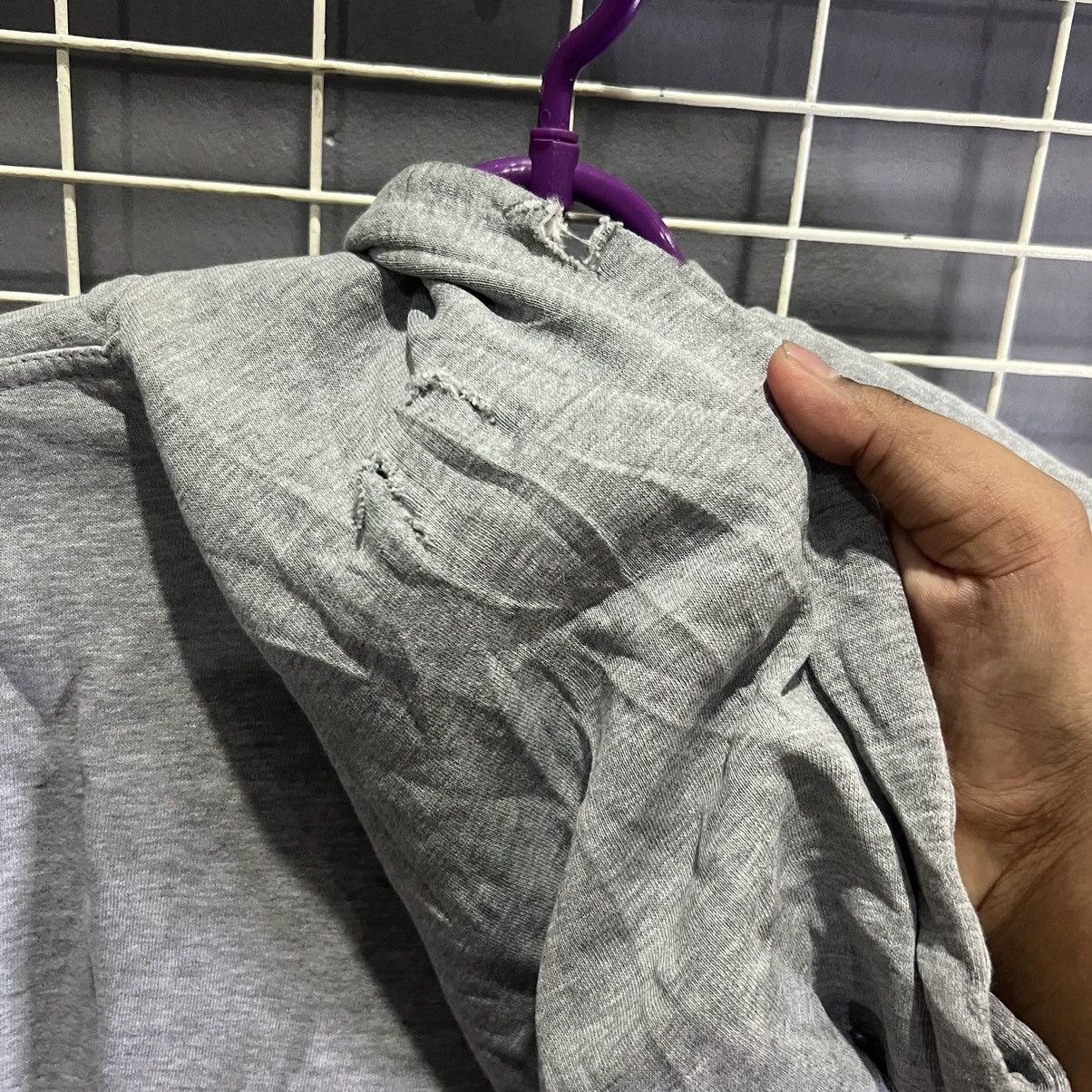 Billabong 🔥LAST DROP🔥“BILLABONG” DISTRESS HOODIE Size US M / EU 48-50 / 2 - 15 Thumbnail