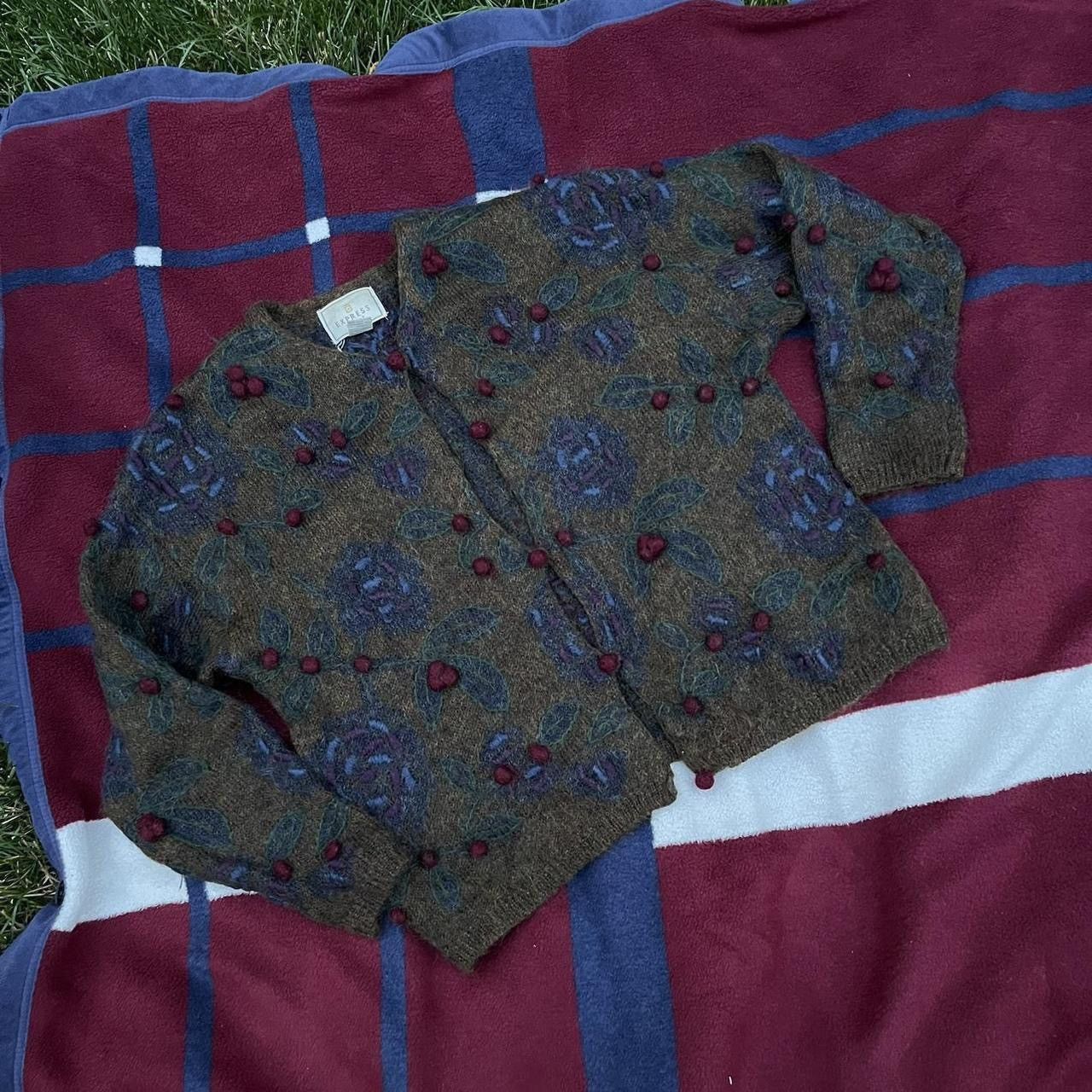 Express Vintage Express Tricot Floral 3D Berry Mohair cadigan Size M / US 6-8 / IT 42-44 - 1 Thumbnail