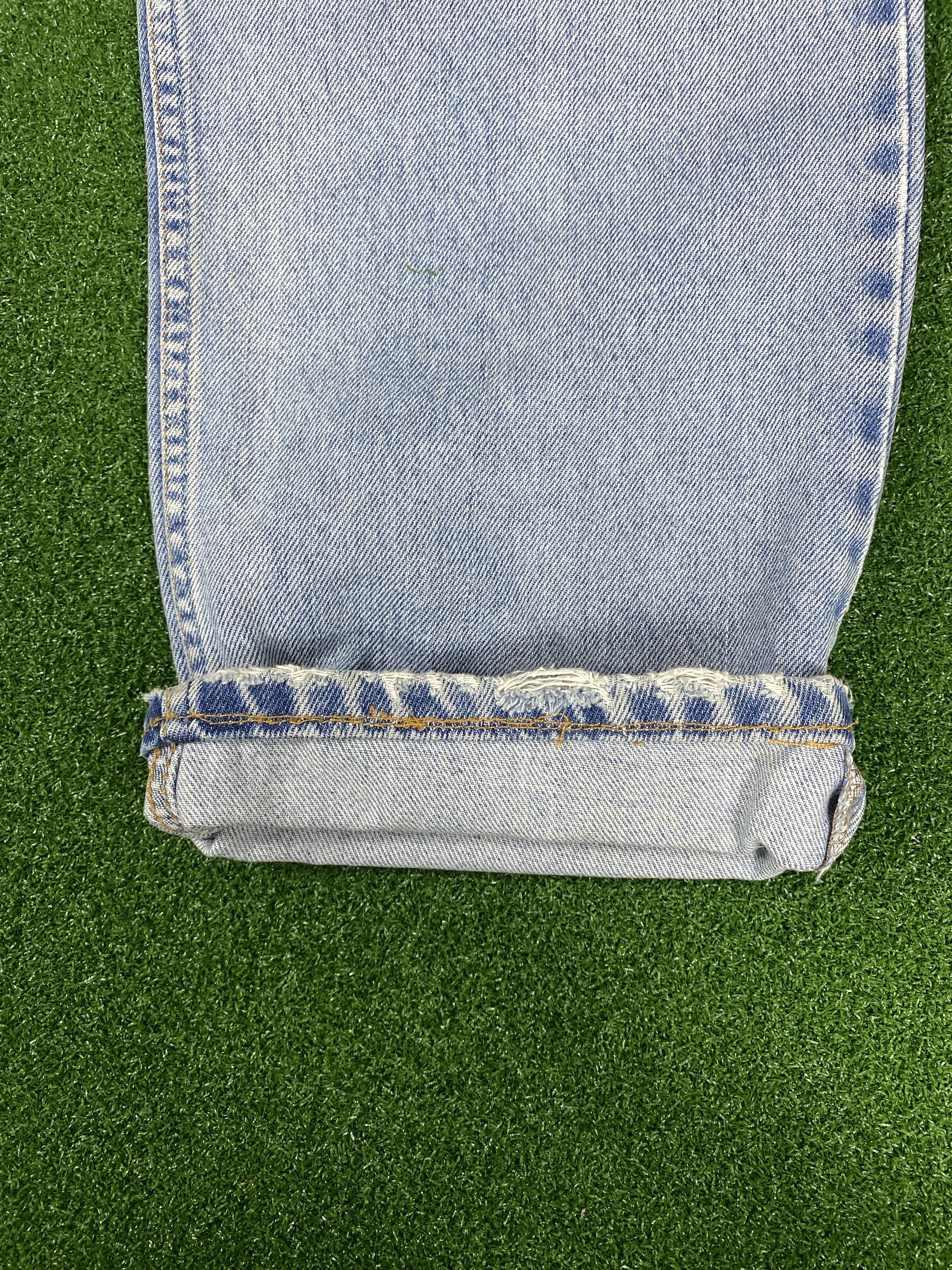 Japanese Brand Vintage Edomae Koi Pattern Sukajan Distressed Jeans CP0057 Size US 36 / EU 52 - 8 Thumbnail