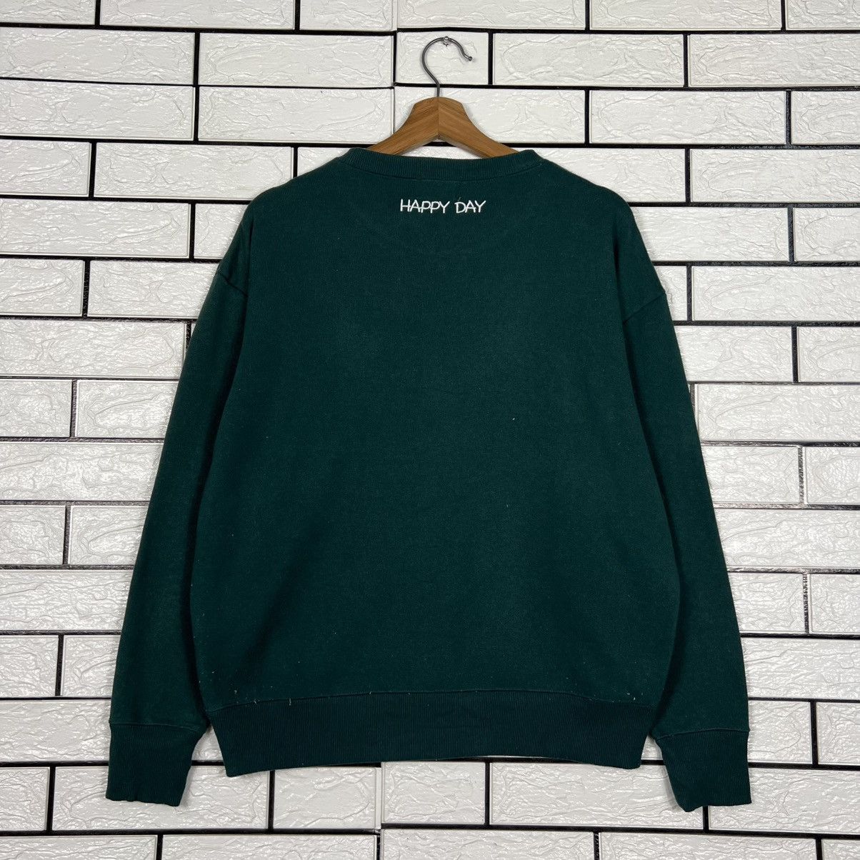 Peanuts PEANUTS SNOOPY Green Crewneck Sweatshirt #4297-C195 Size US M / EU 48-50 / 2 - 12 Thumbnail