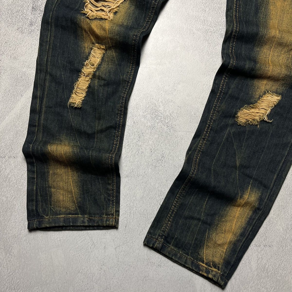 Japanese Brand Crazy Jeans Dirty Pants faded denim thrashed distressed Size US 37 - 5 Thumbnail