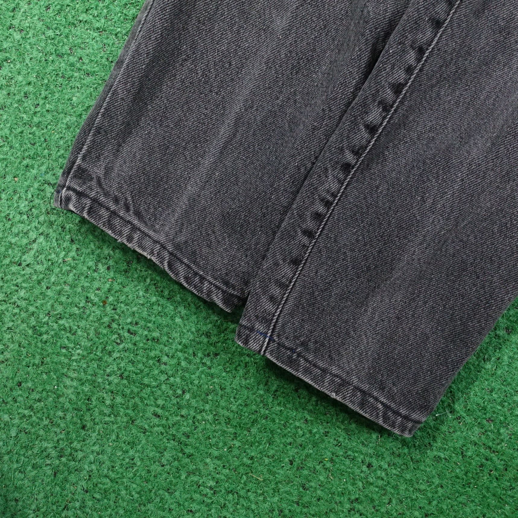 Guess VINTAGE GUESS Black Tapered Jeans Womens 34x25 Button Fly Regular Fit Denim Size 24" / US 00 / IT 34 - 7 Thumbnail