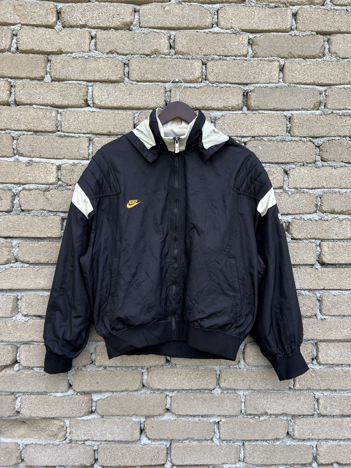 Nike Nike Windbreaker with Hooded Size US L / EU 52-54 / 3 - 2 Thumbnail