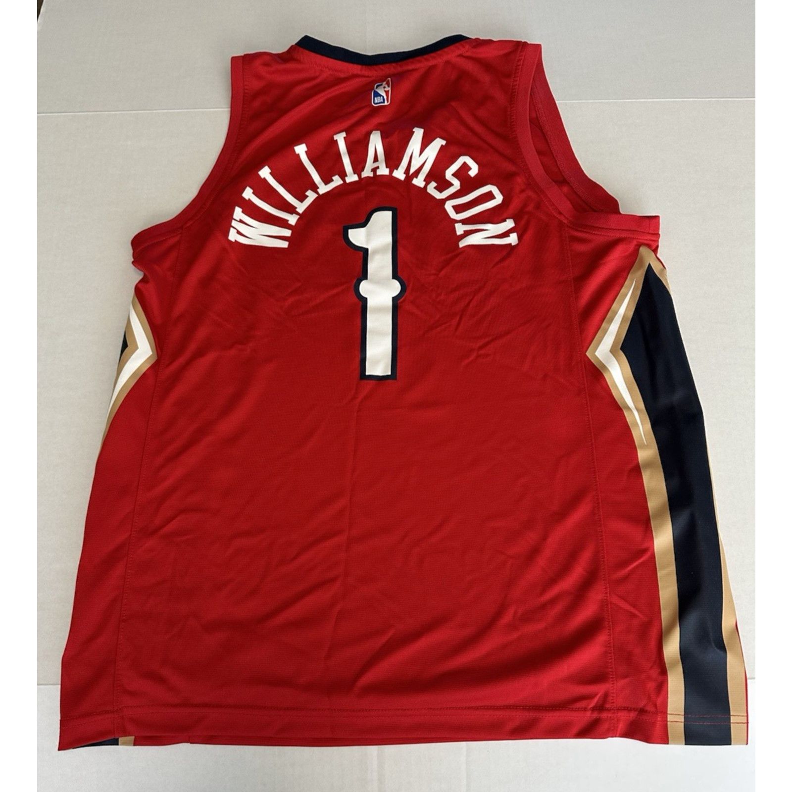 NBA Zion Williamson New Orleans Pelicans LR NBA Jersey Red Size US L / EU 52-54 / 3 - 11 Thumbnail