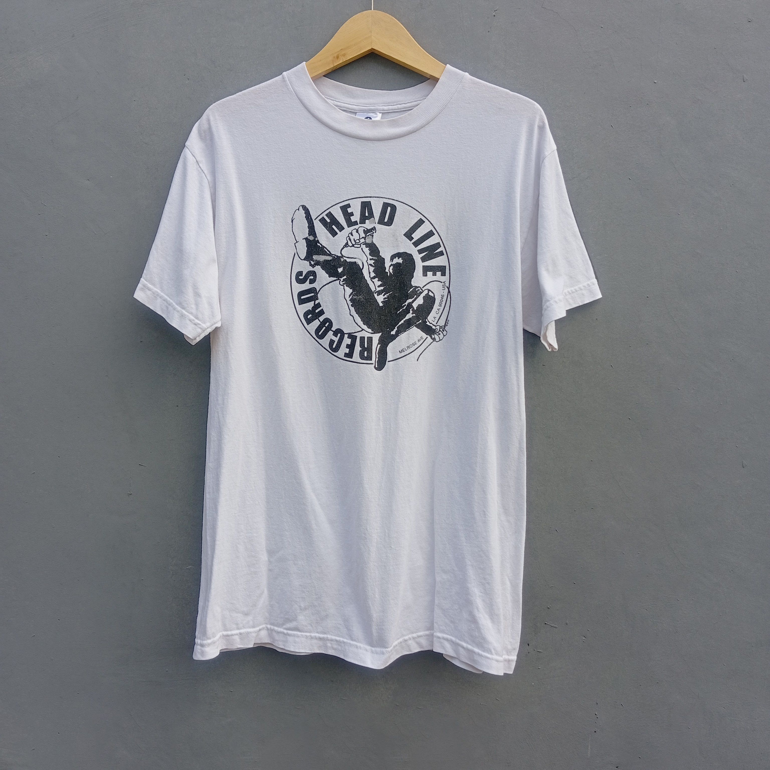 Band Tees vintage head line records t shirt Size US M / EU 48-50 / 2 - 1 Thumbnail