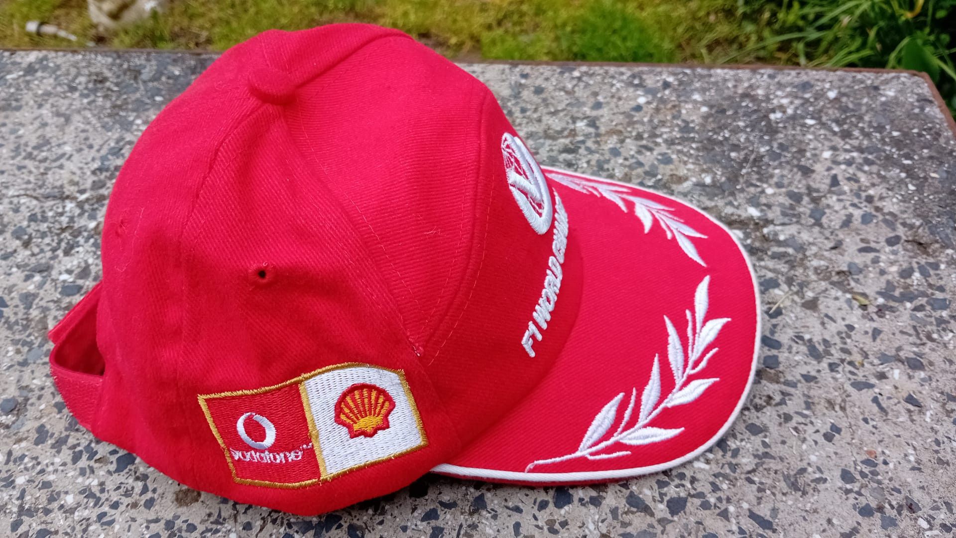 Ferrari × Formula 1 × Vintage Michael Schumacher Ferrari F1 World Champion 2005 Hat Size ONE SIZE - 3 Thumbnail
