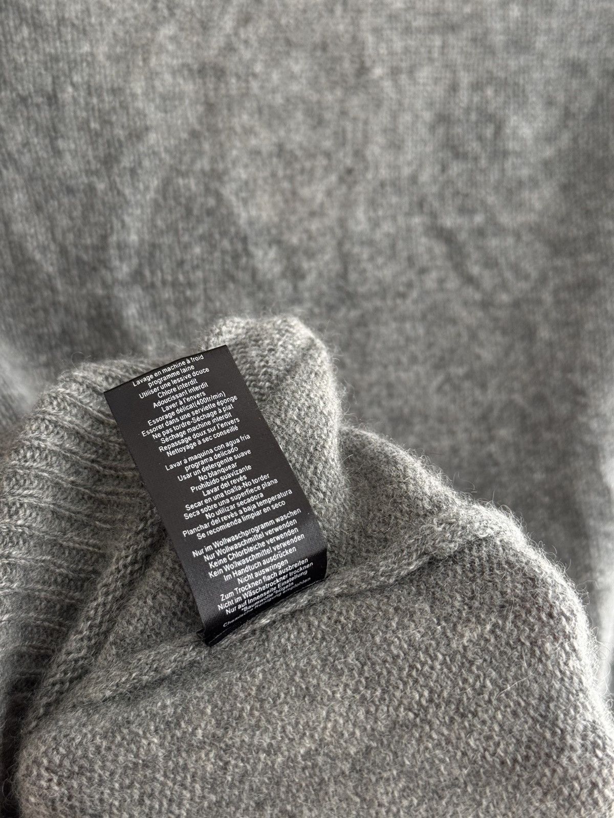 Vintage × Zadig & Voltaire Vintage Zadig & Voltaire Cashmere W’ Luxury Grey Vest Size S / US 4 / IT 40 - 9 Thumbnail