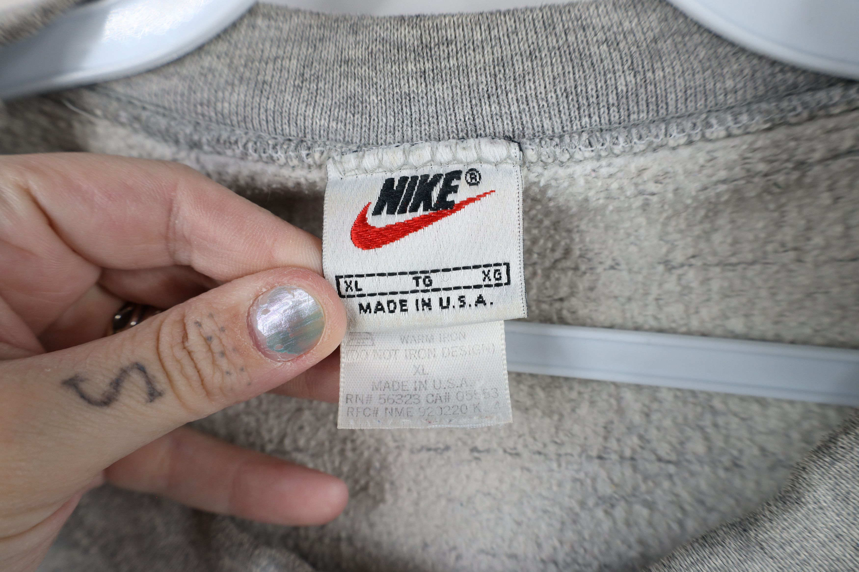 Nike × Vintage Vintage 90s Nike Air Big Swoosh Crewneck Sweatshirt Gray USA Size US XL / EU 56 / 4 - 8 Thumbnail