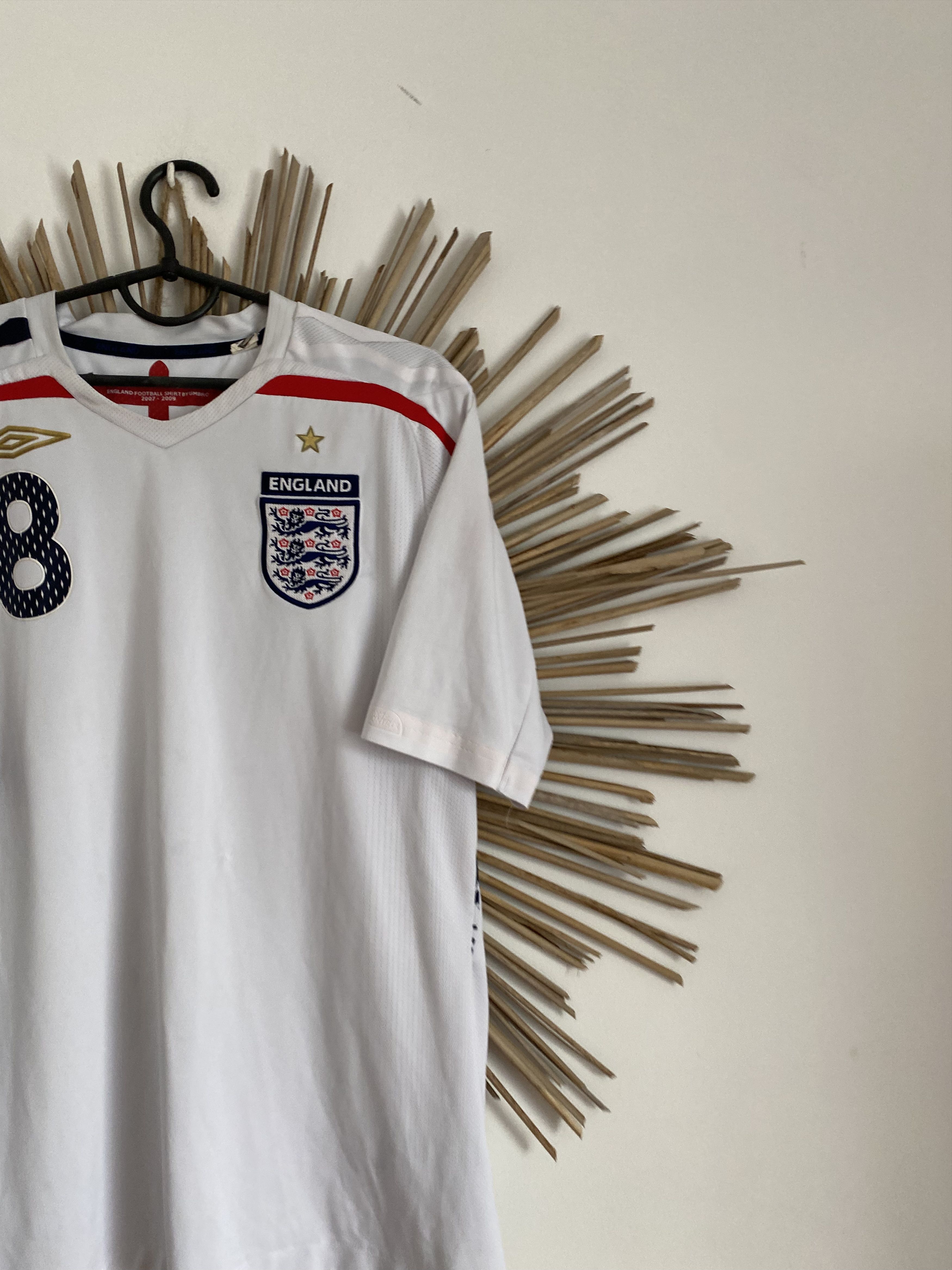 Umbro Umbro England 2008 2009 home Lampard soccer jersey Size US M / EU 48-50 / 2 - 3 Thumbnail