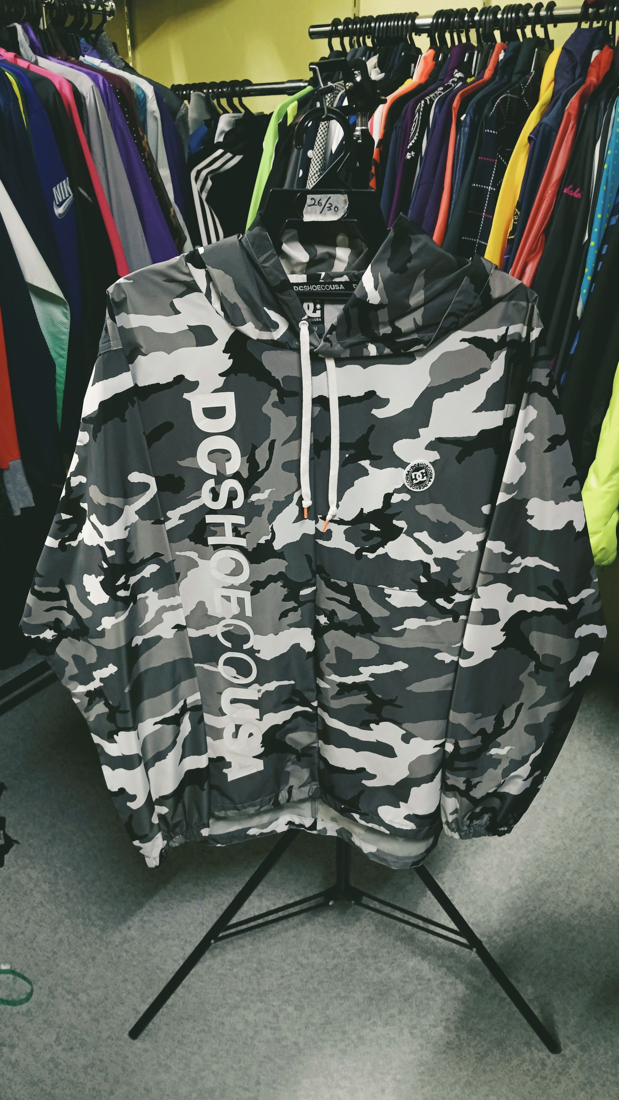 DC 🔥 DC SHOE CO USA Hooded Packable Windbreaker Pullover Size US M / EU 48-50 / 2 - 1 Thumbnail