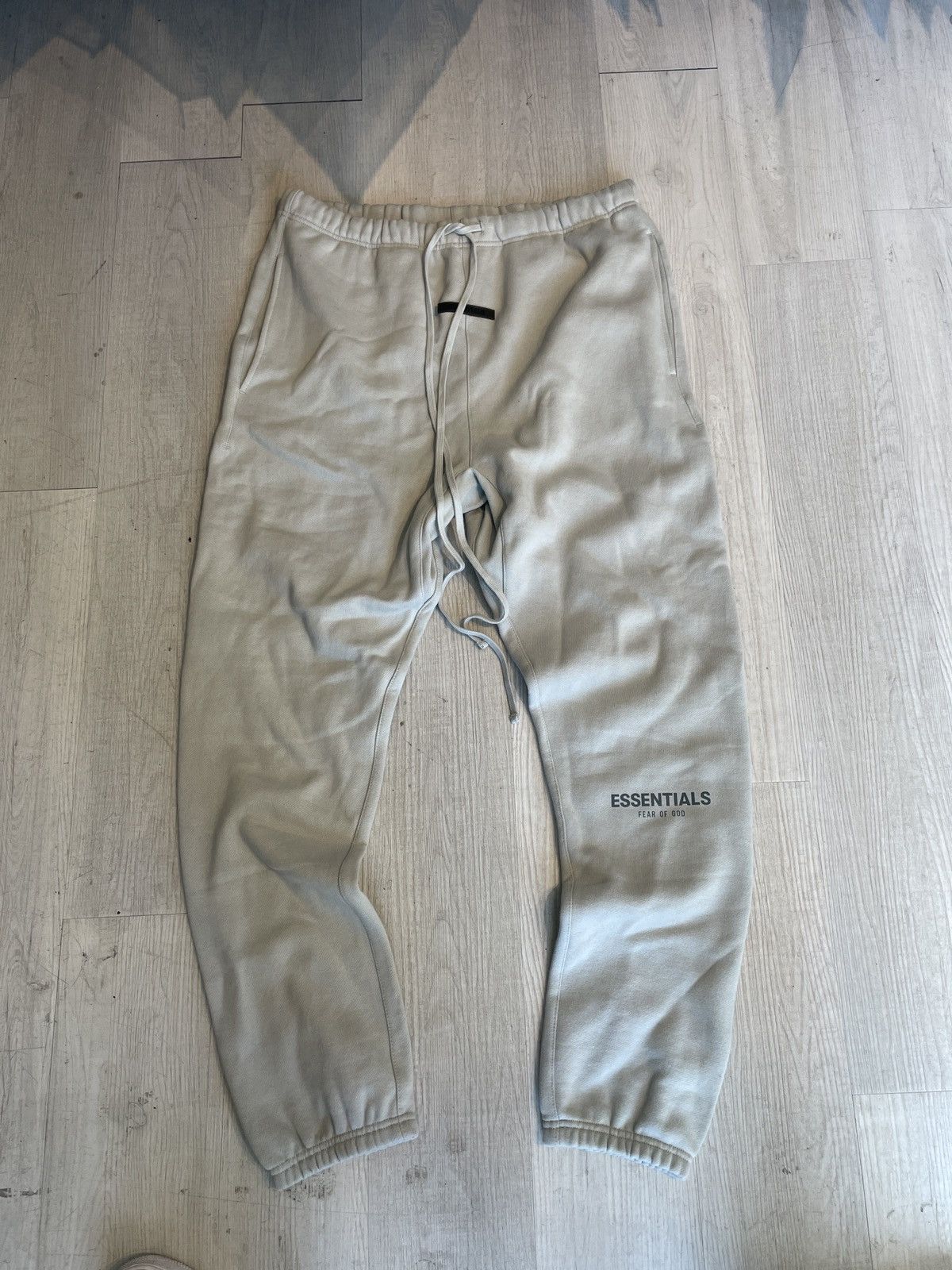 Essentials × Fear of God Fear of God Essentials Concrete Pants M Size US 32 / EU 48 - 1 Thumbnail