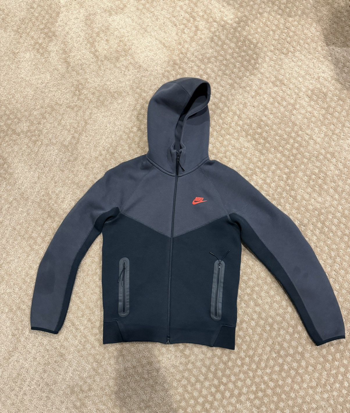 Nike Nike Tech Fleece Hoodie Black/Smoke Gray Size US S / EU 44-46 / 1 - 1 Thumbnail